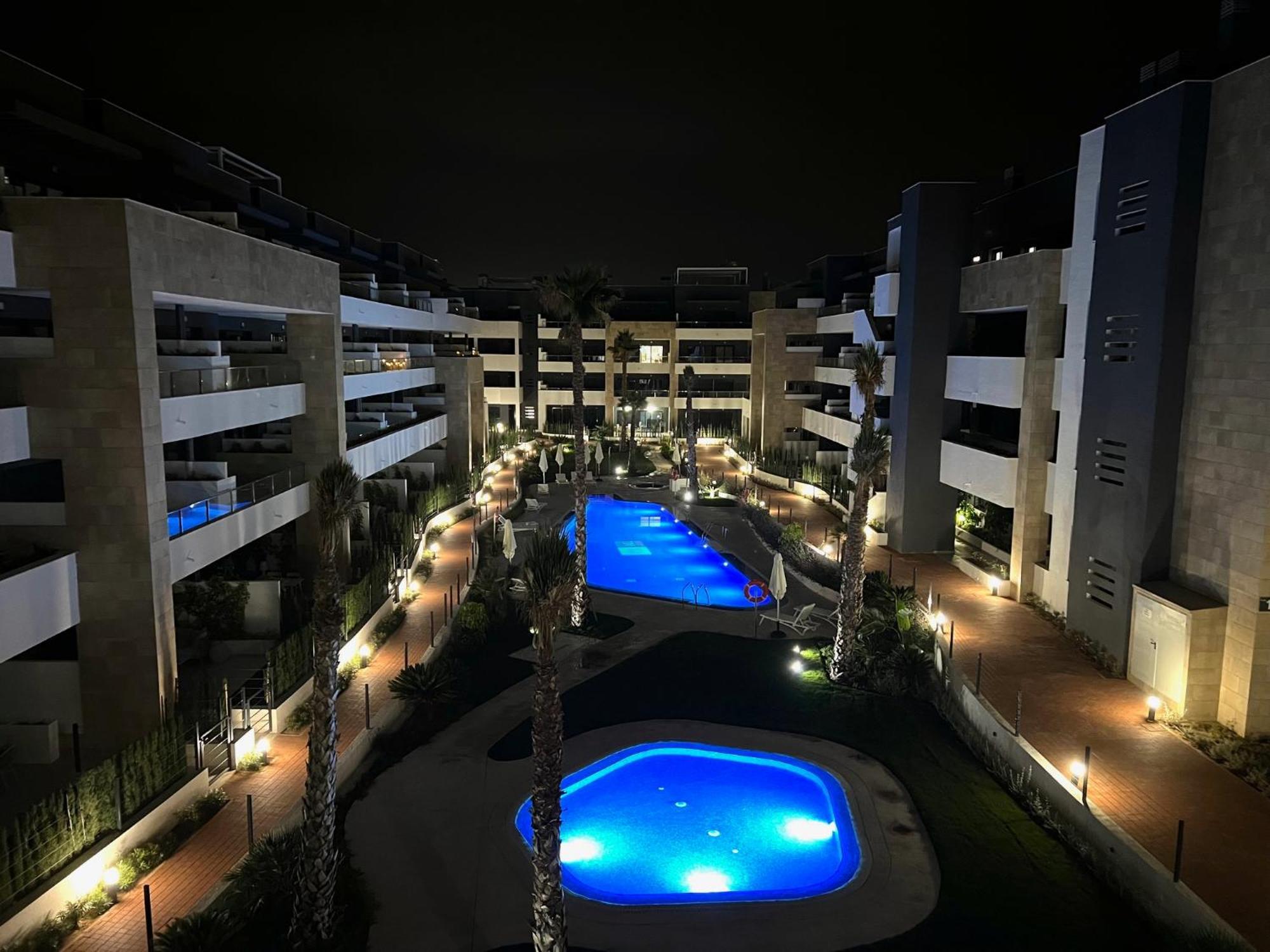 New - Flamenca Village - Fantastic Location! Apartment *