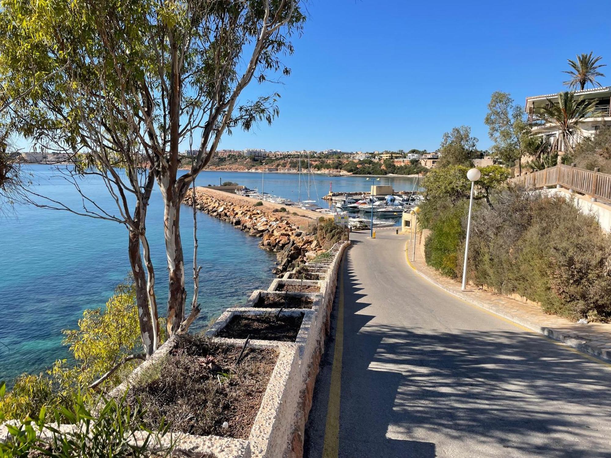 New - Flamenca Village - Fantastic Location! Apartment