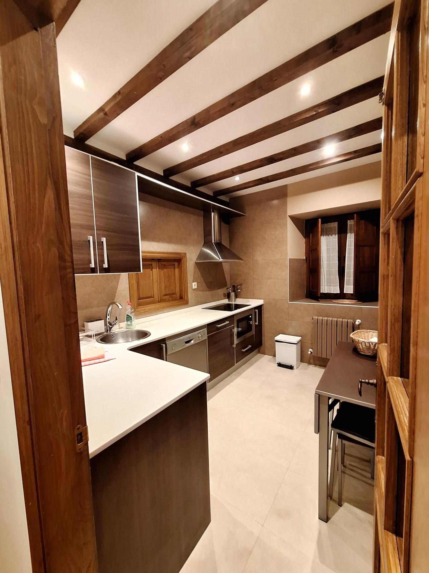 Apartment Palacion De Santillana