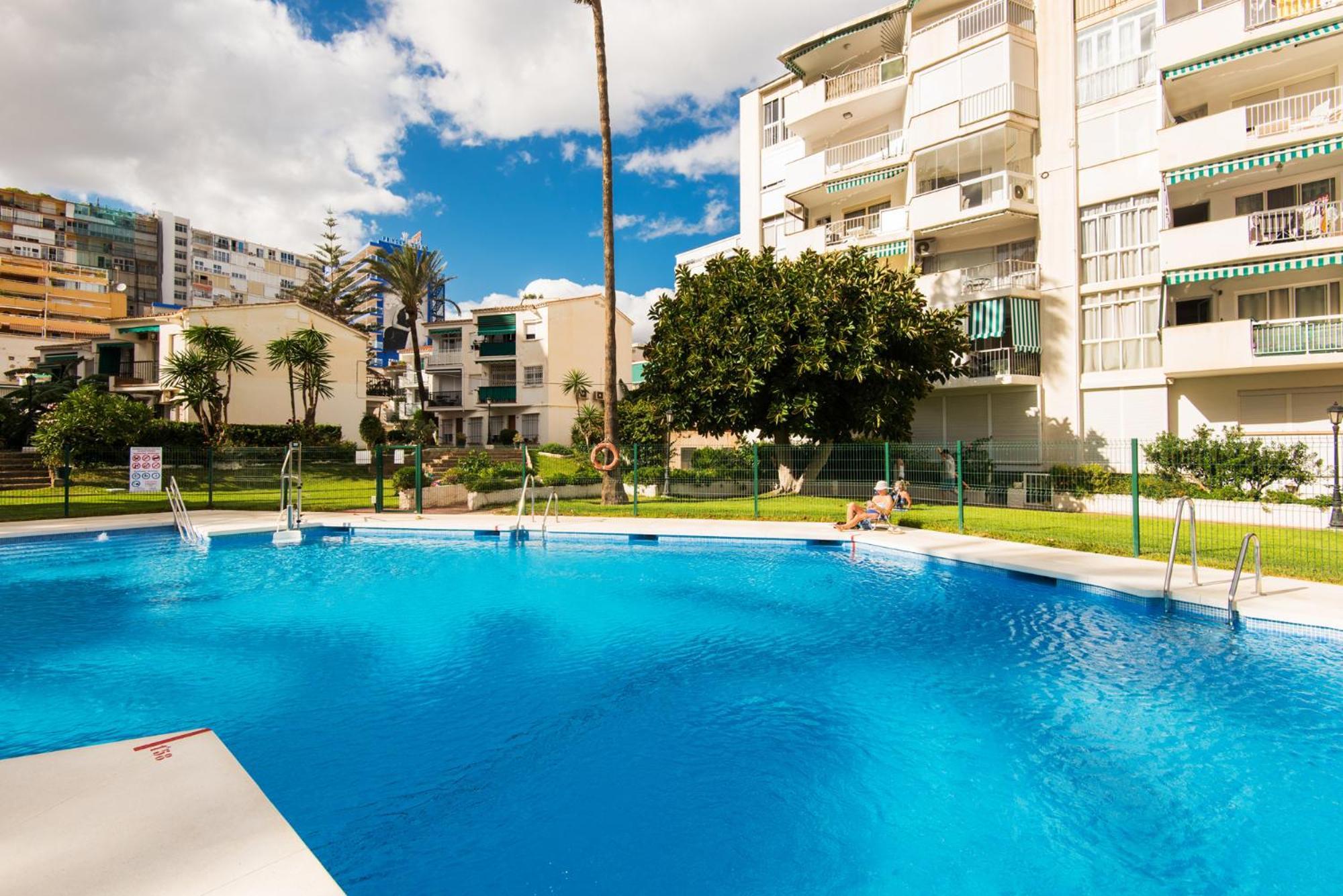 Apartamento Aloha Torres Carihuela