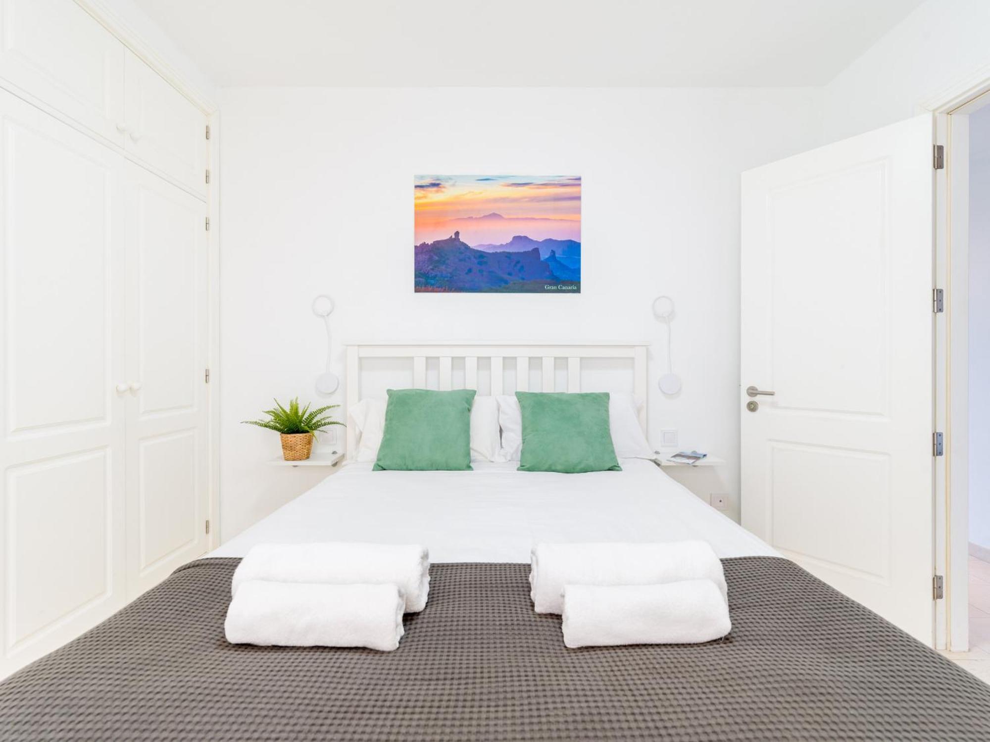 Dark By Canariasgetaway Holiday home