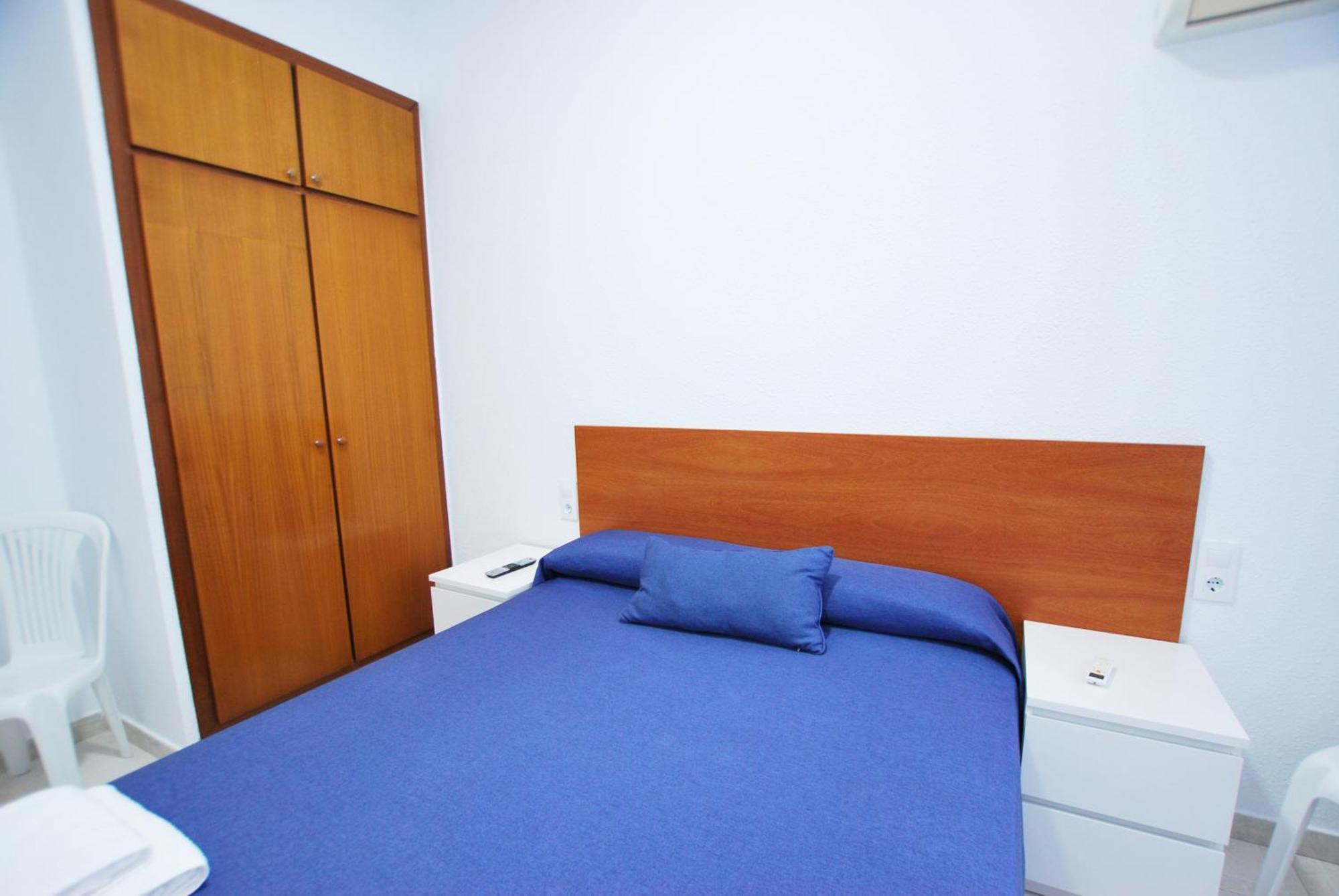 Tres Leones Hotel 2*