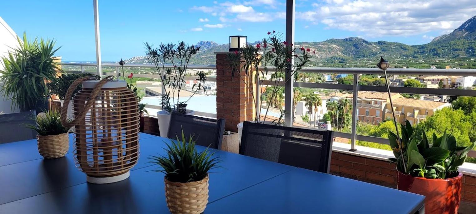 Atico Duplex Baladrar: Spacious Terrace Retreat Near Denia & Golf * Pego