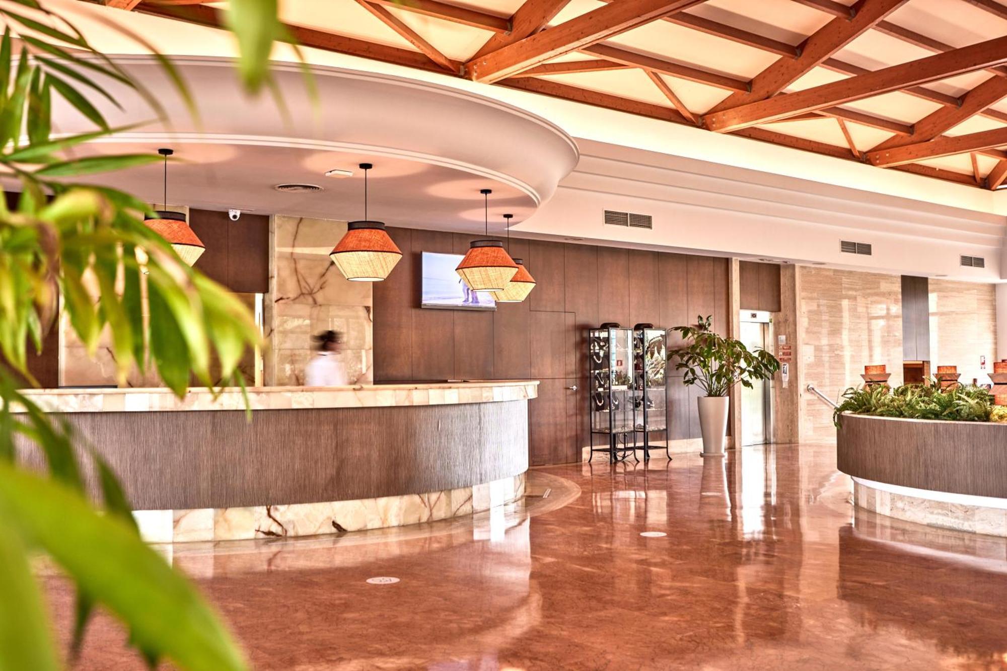 Zafiro Picafort Aparthotel 4*