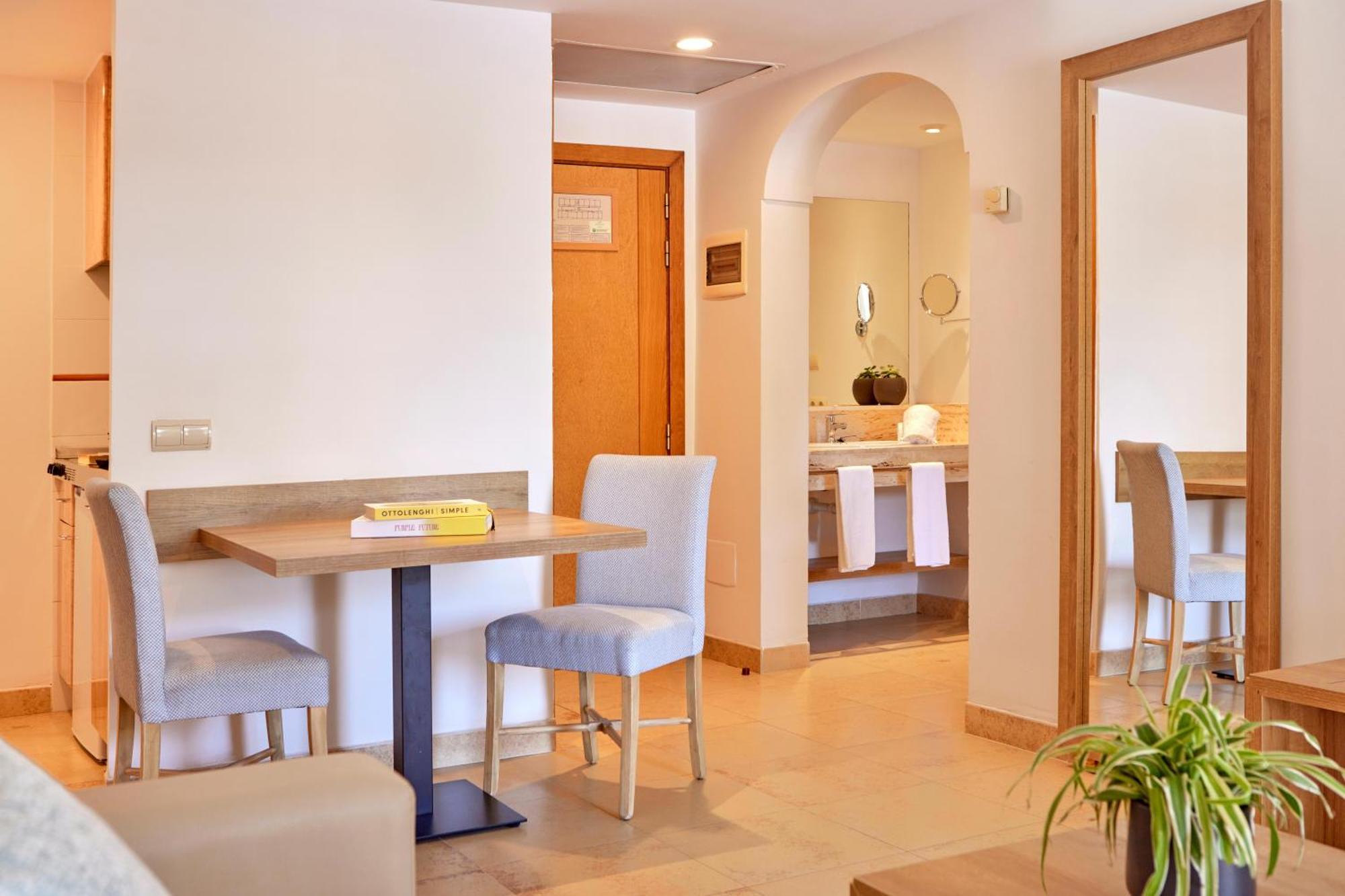 Zafiro Mallorca & Aparthotel 4*