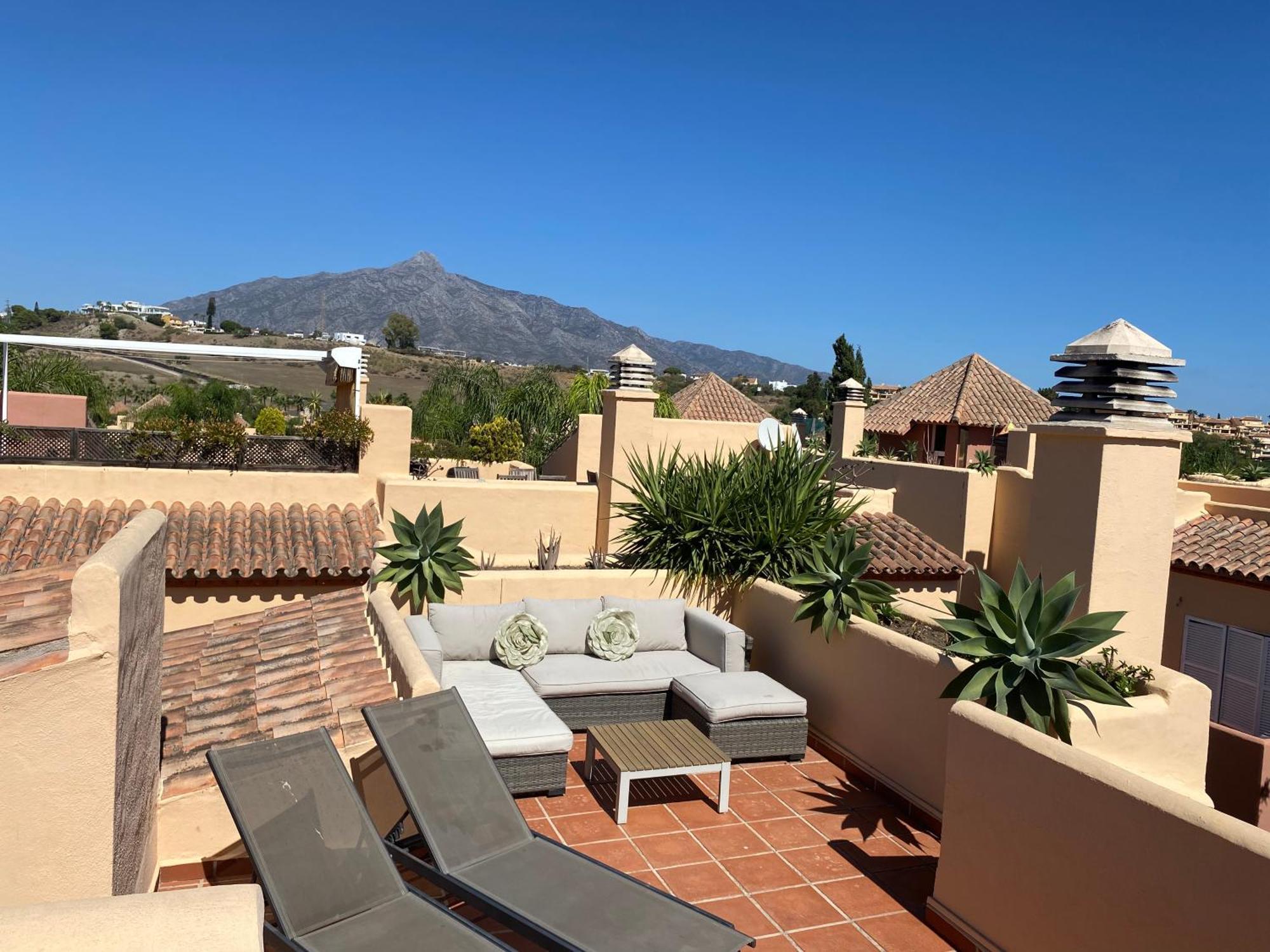 Condes De Iza Nueva Andalucia Marbella