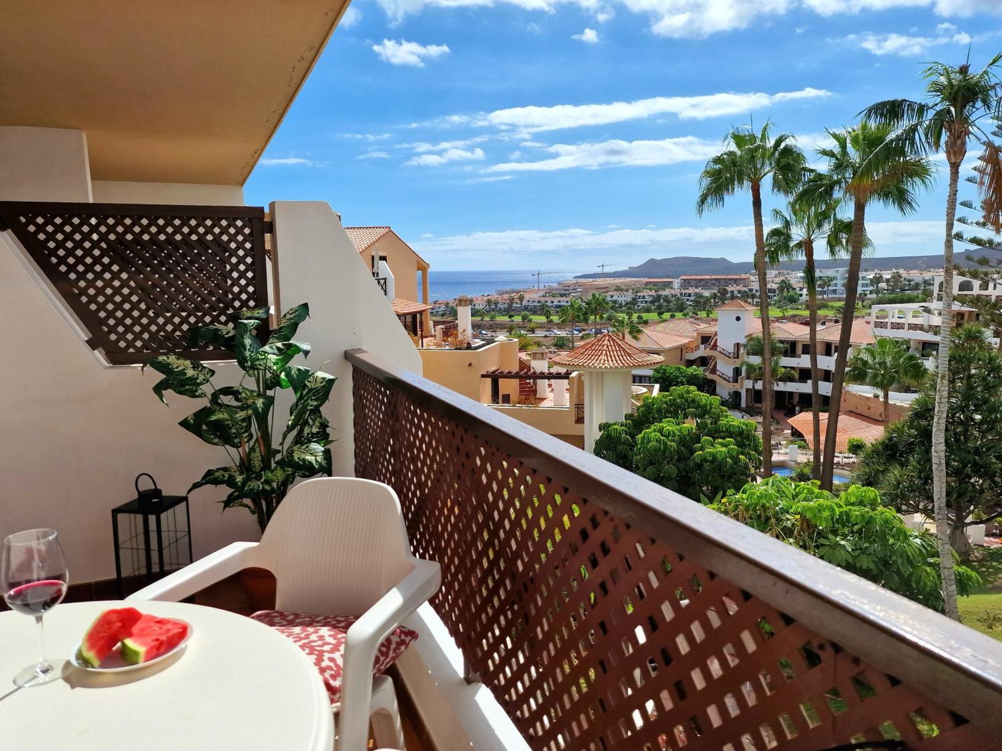 Strelitzia - Ocean View & Heated Pool Apartamento