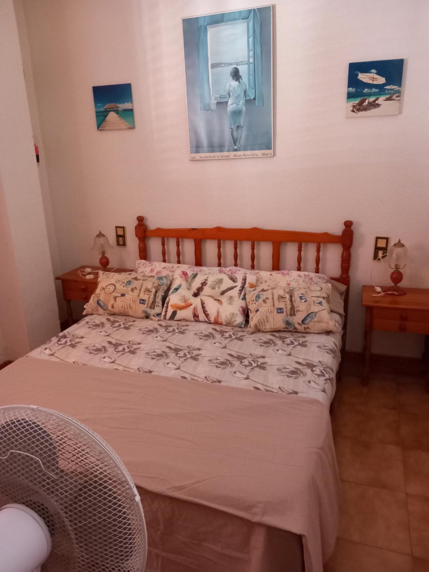 Santa Pola, En Playa Del Tamarit Con Piscina.
