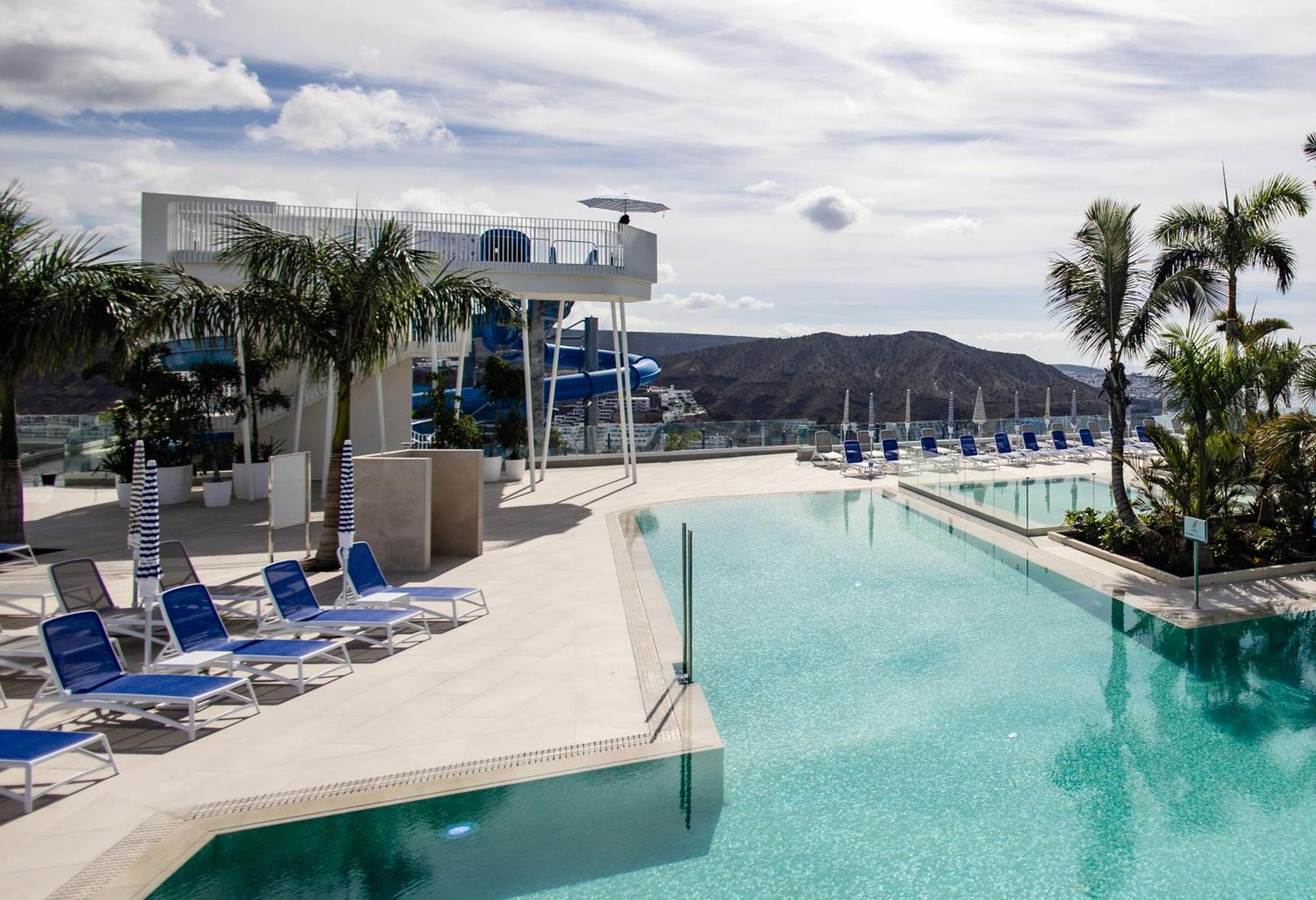 Servatur Puerto Azul Hotel