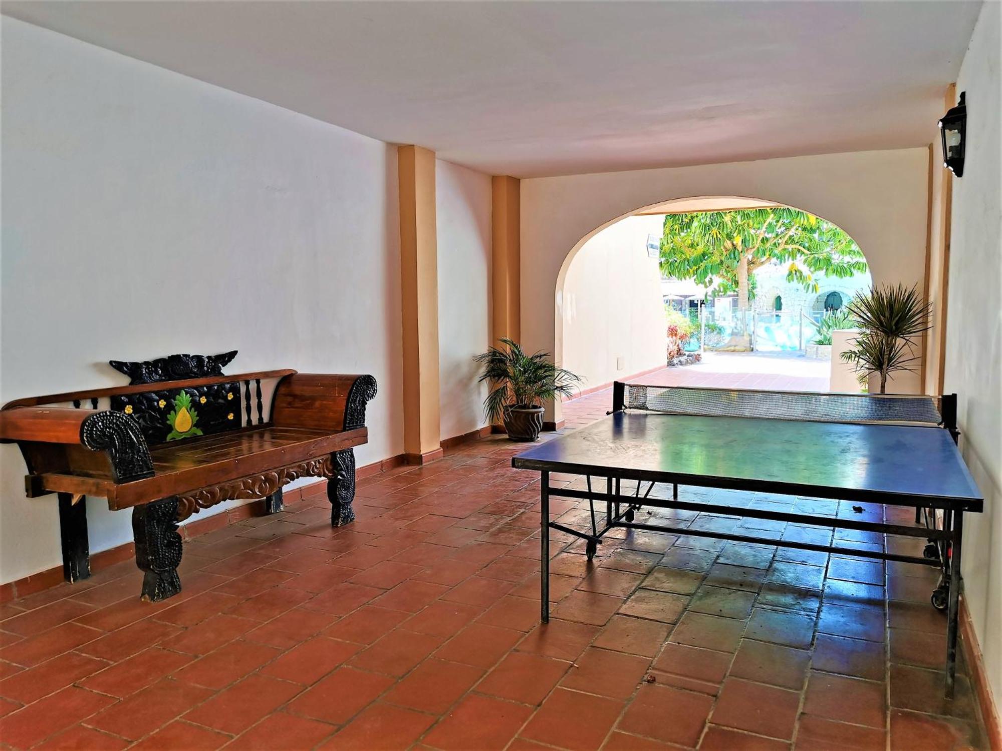 Strelitzia - Ocean View & Heated Pool