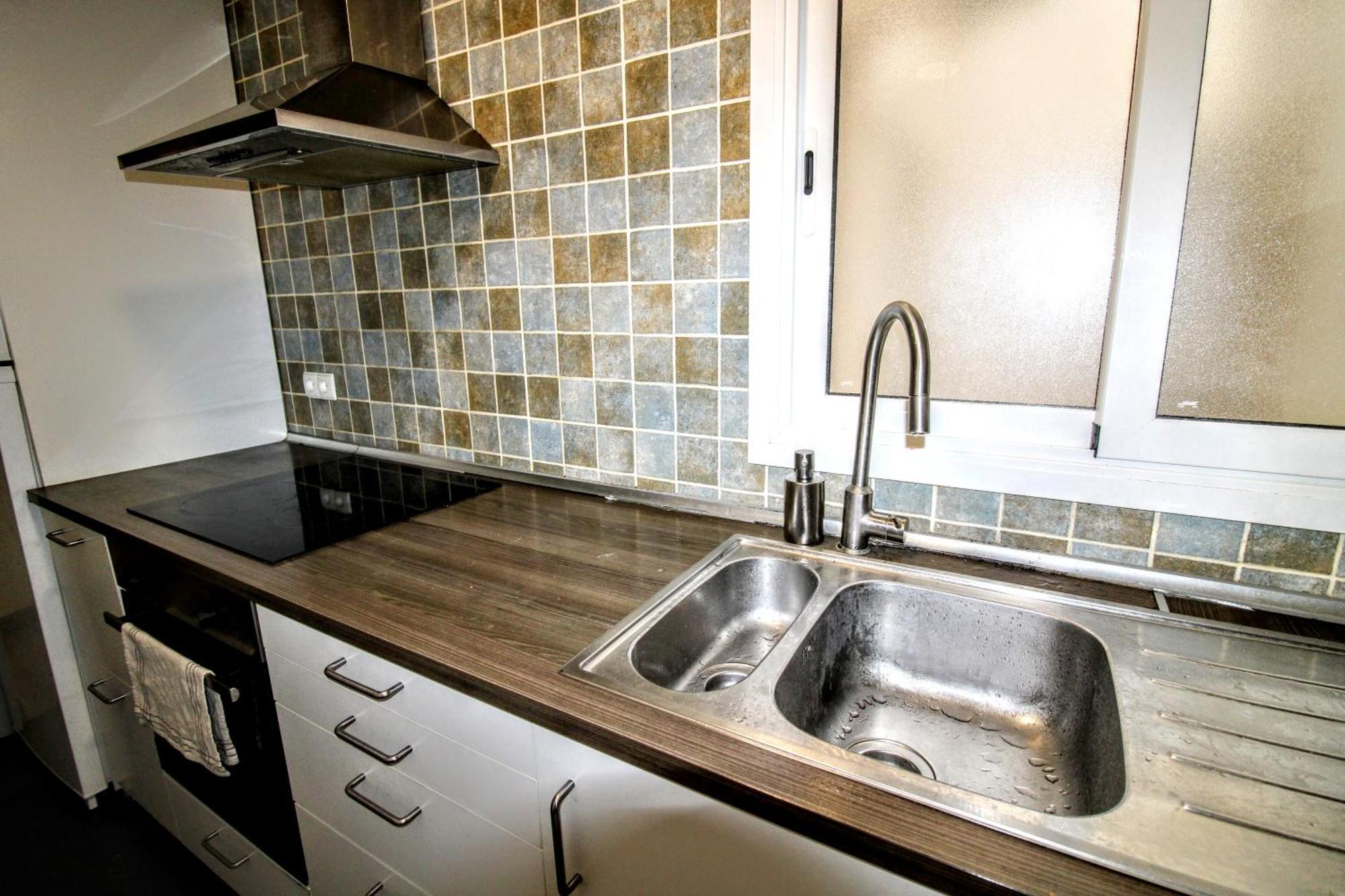 Moderno Apartamento Muy Cerca De Barcelona *
