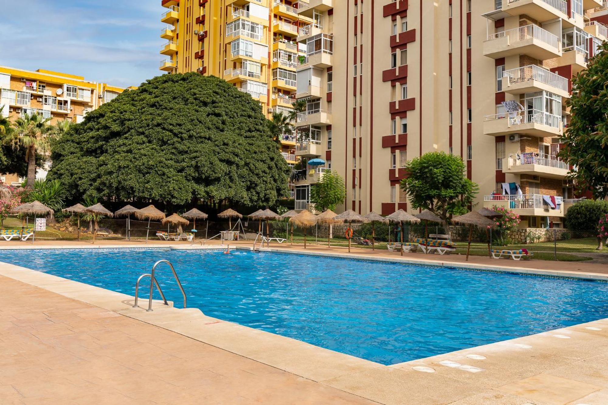 Blonzu Angola Apartamento Benalmádena