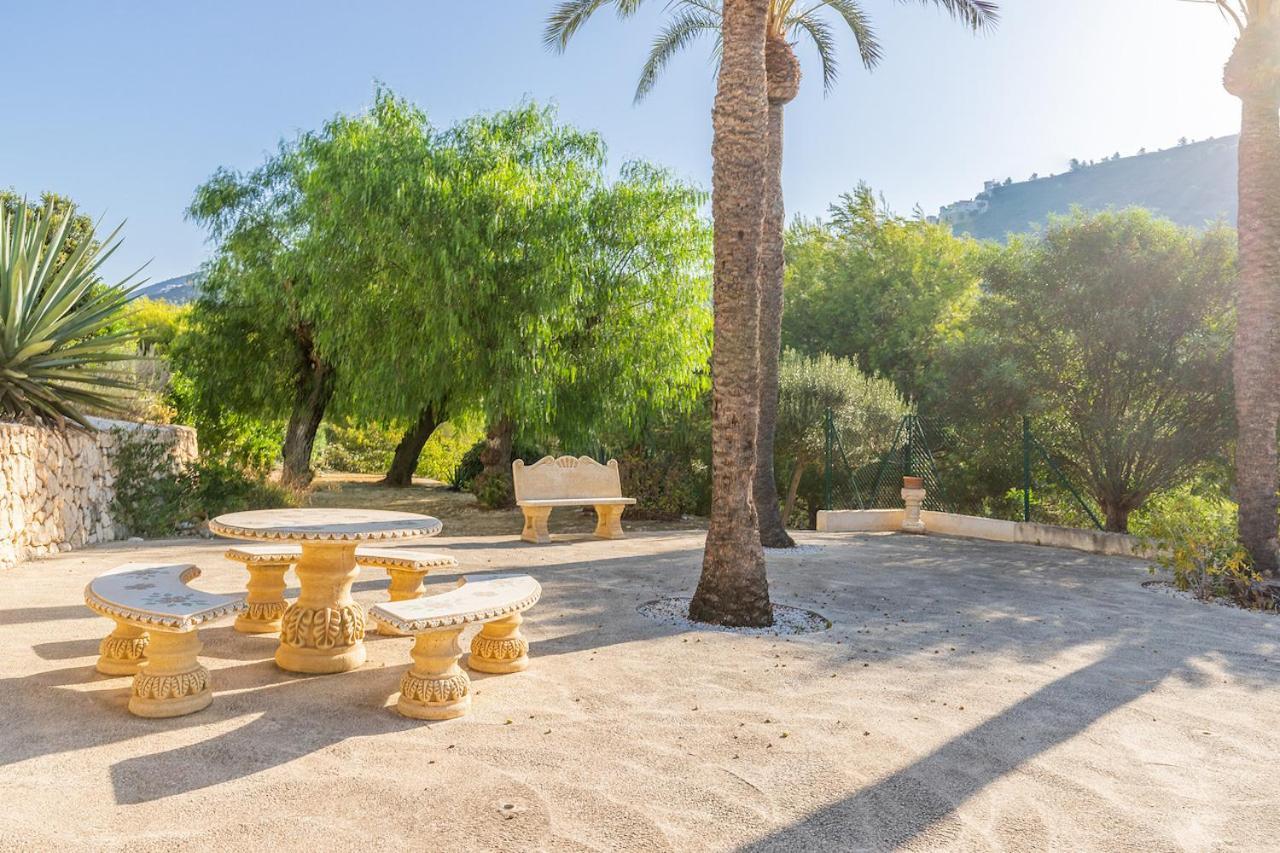 Cap D'or House