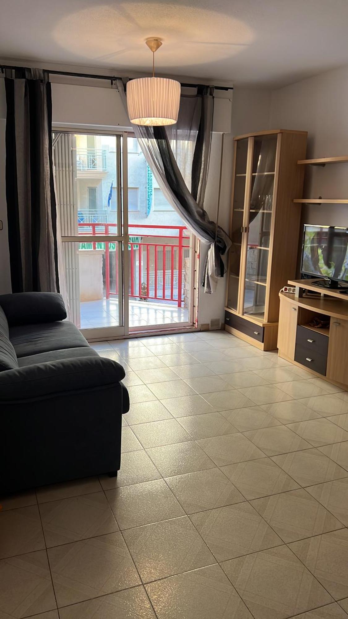 Big One Bedroom Next To Beach.