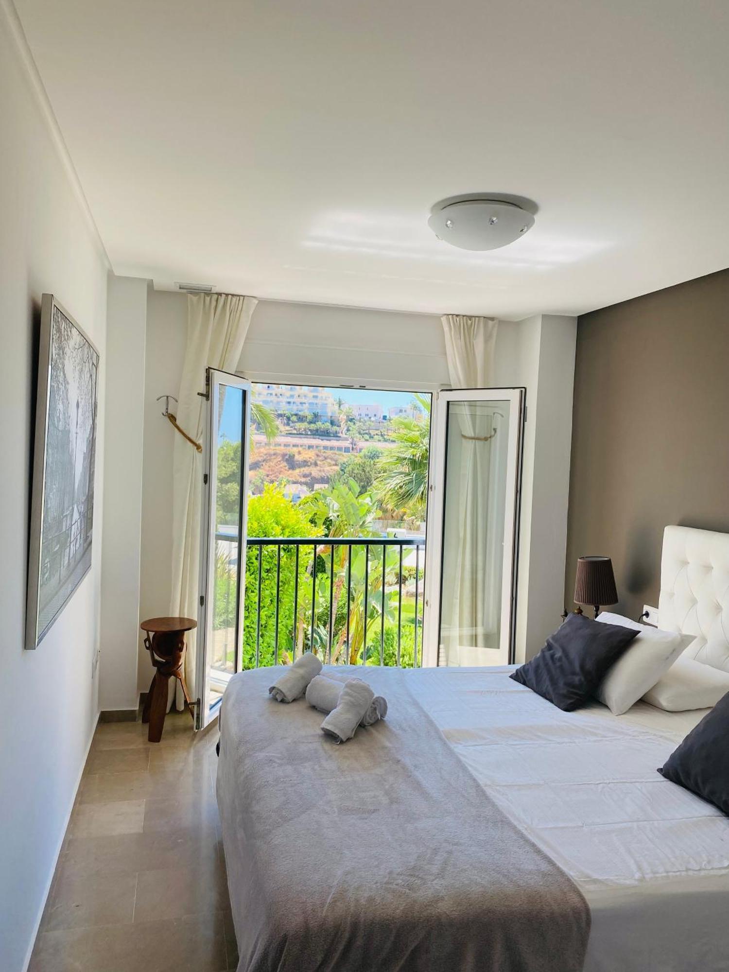 Miraflores Golf Gardens Ii Luxe At Riviera Del Sol Apartment Sitio de Calahonda