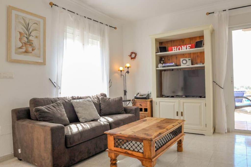 Sea View Family With Private Pool, San Juan De Terreros *
