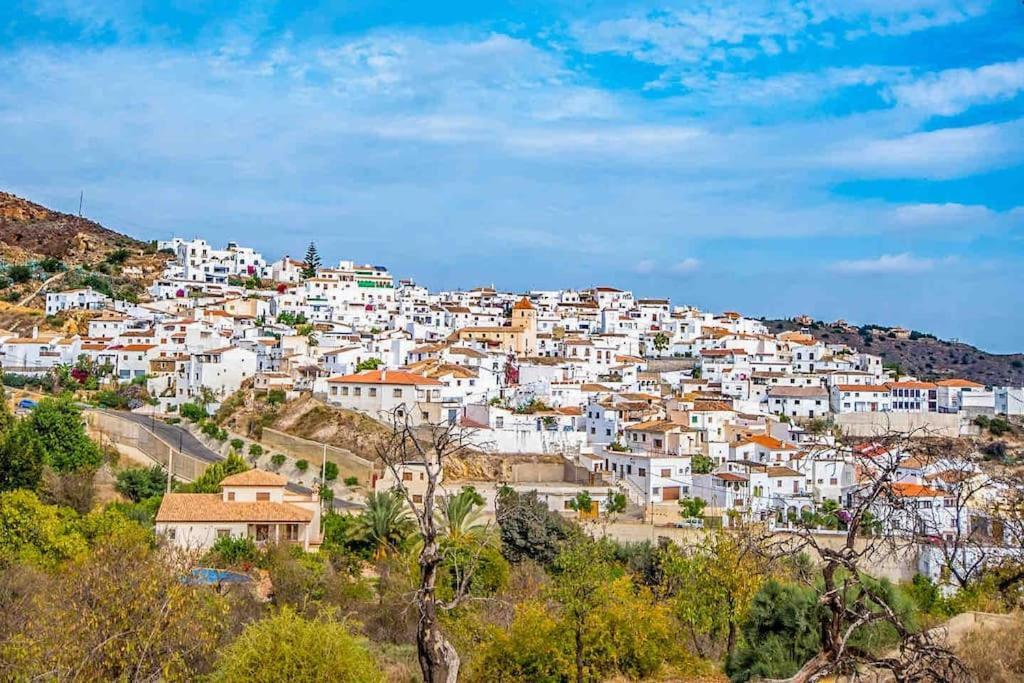 Sea View Family With Private Pool, San Juan De Terreros Villa