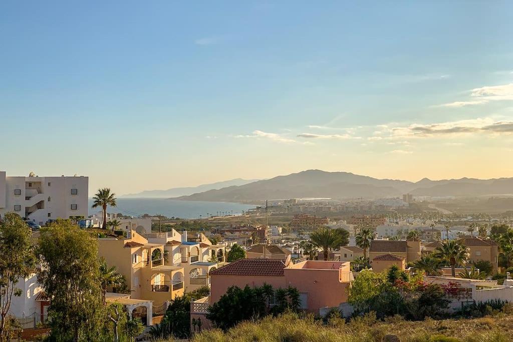 Sea View Family With Private Pool, San Juan De Terreros
