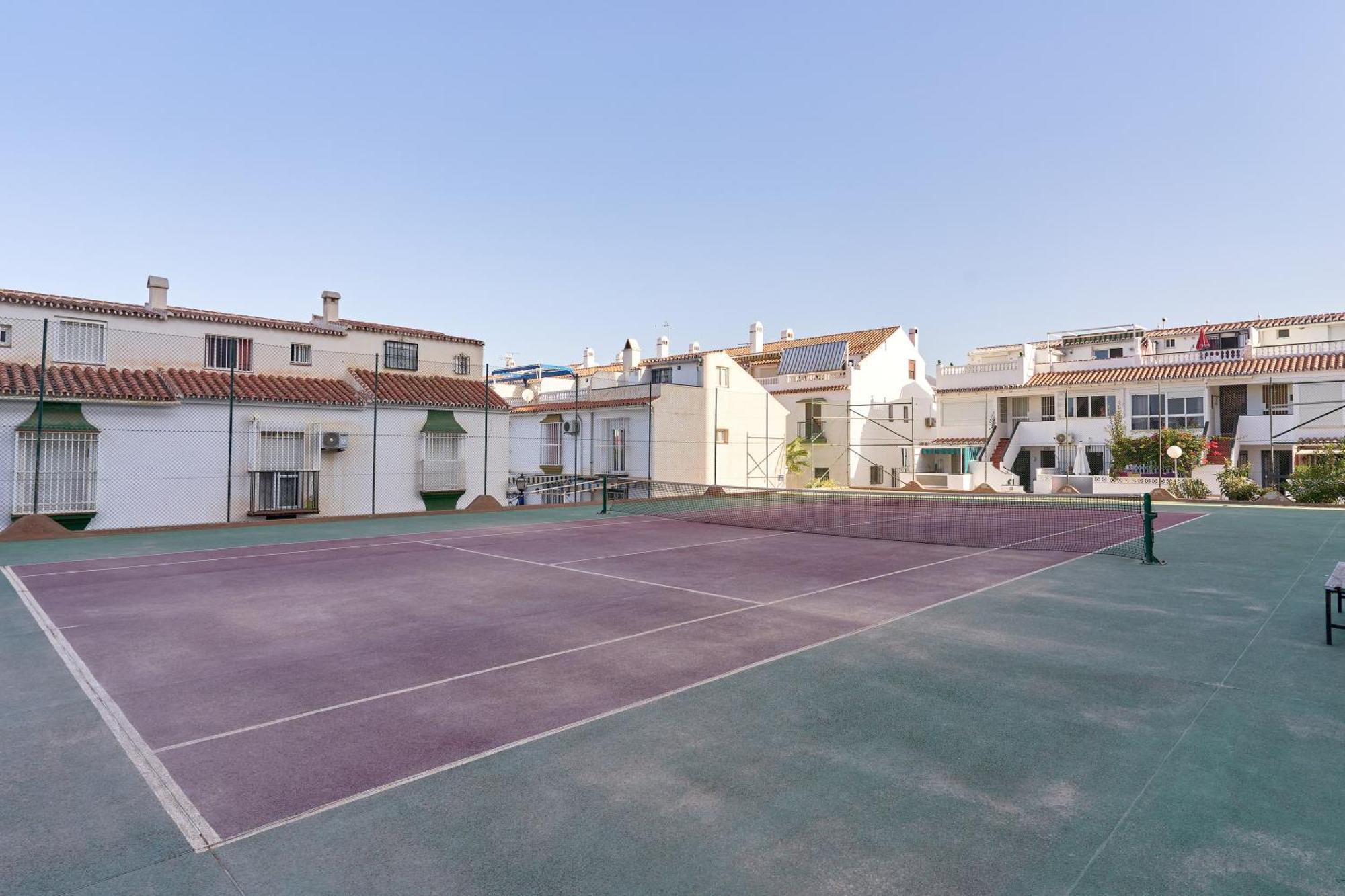 Terraza Sobre El Mar