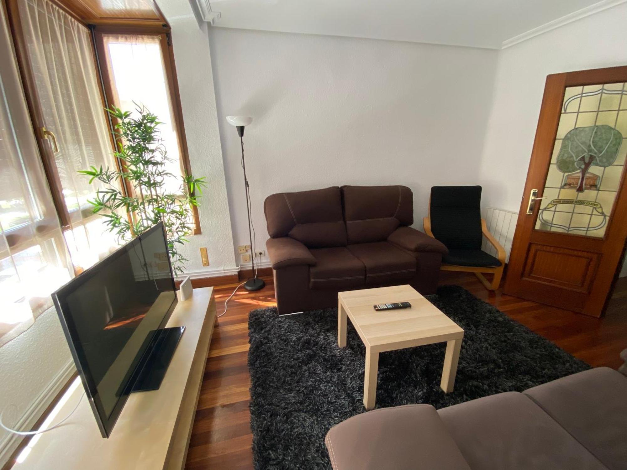Apartamento Gernika Apartment Guernica y Luno