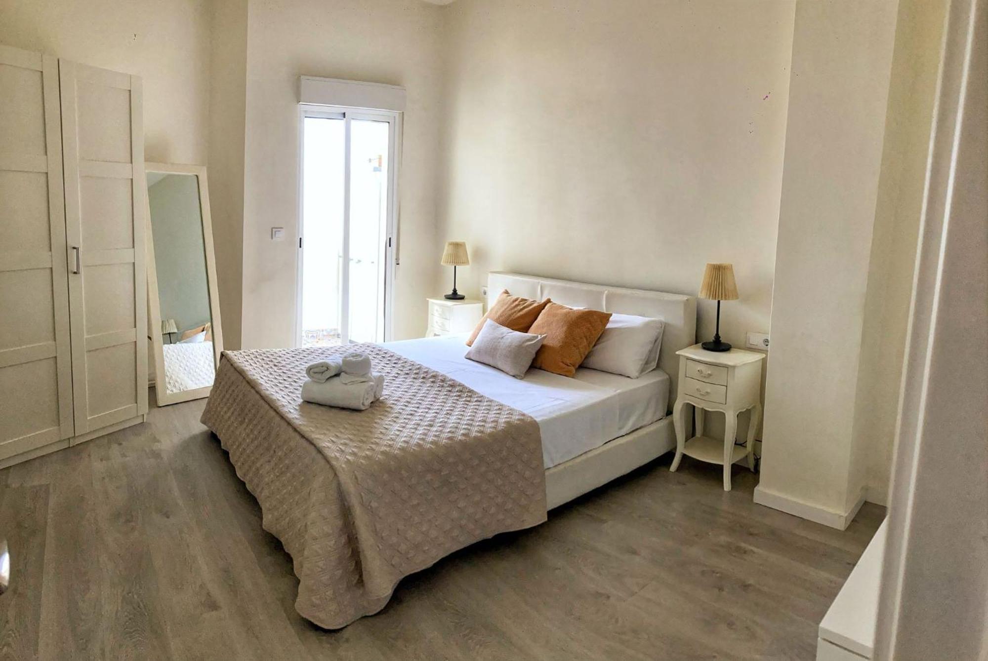 Apartamento Travel Habitat Peris Y Valero Valencia
