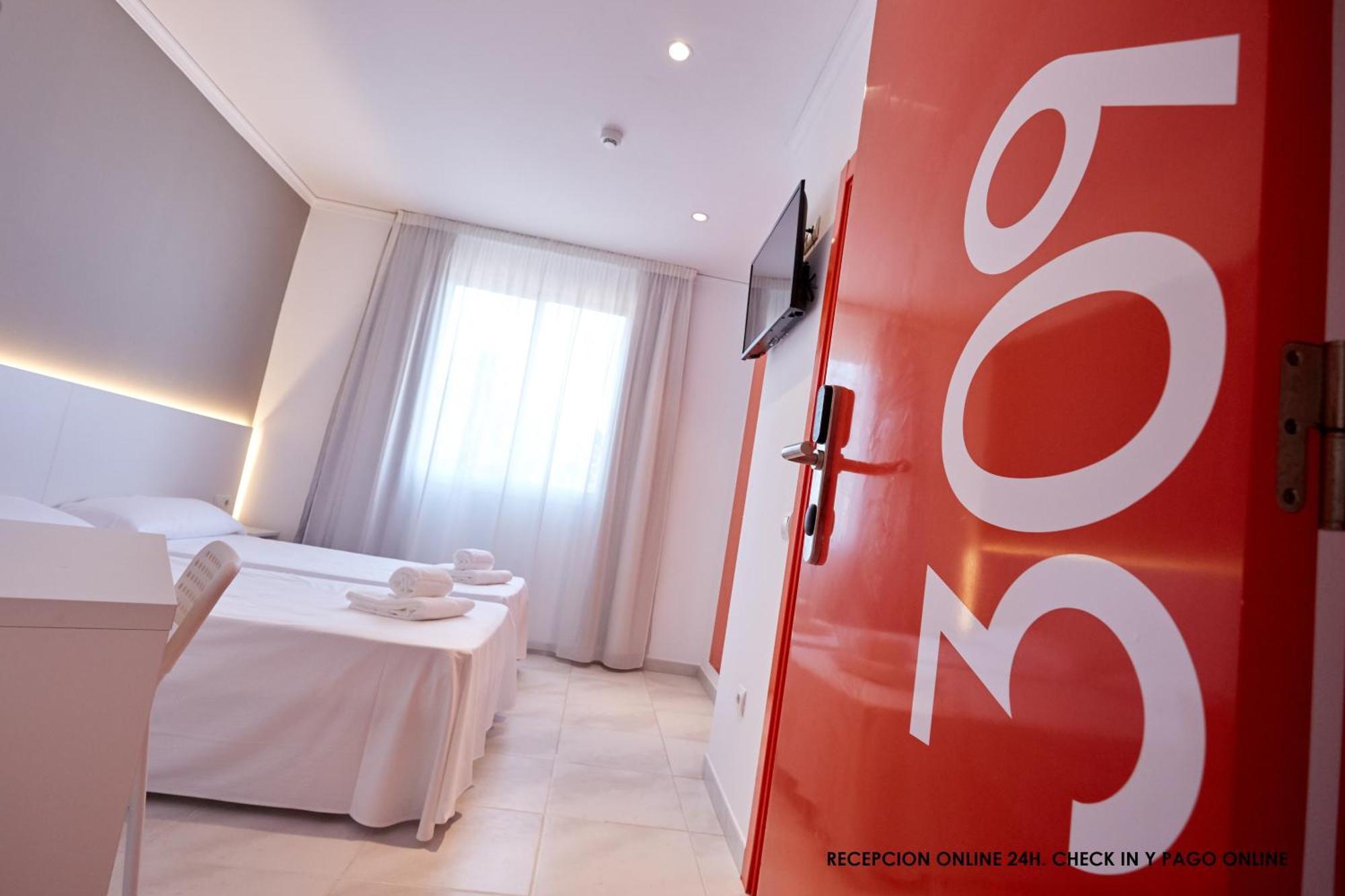 Dl Port Hotel 2*
