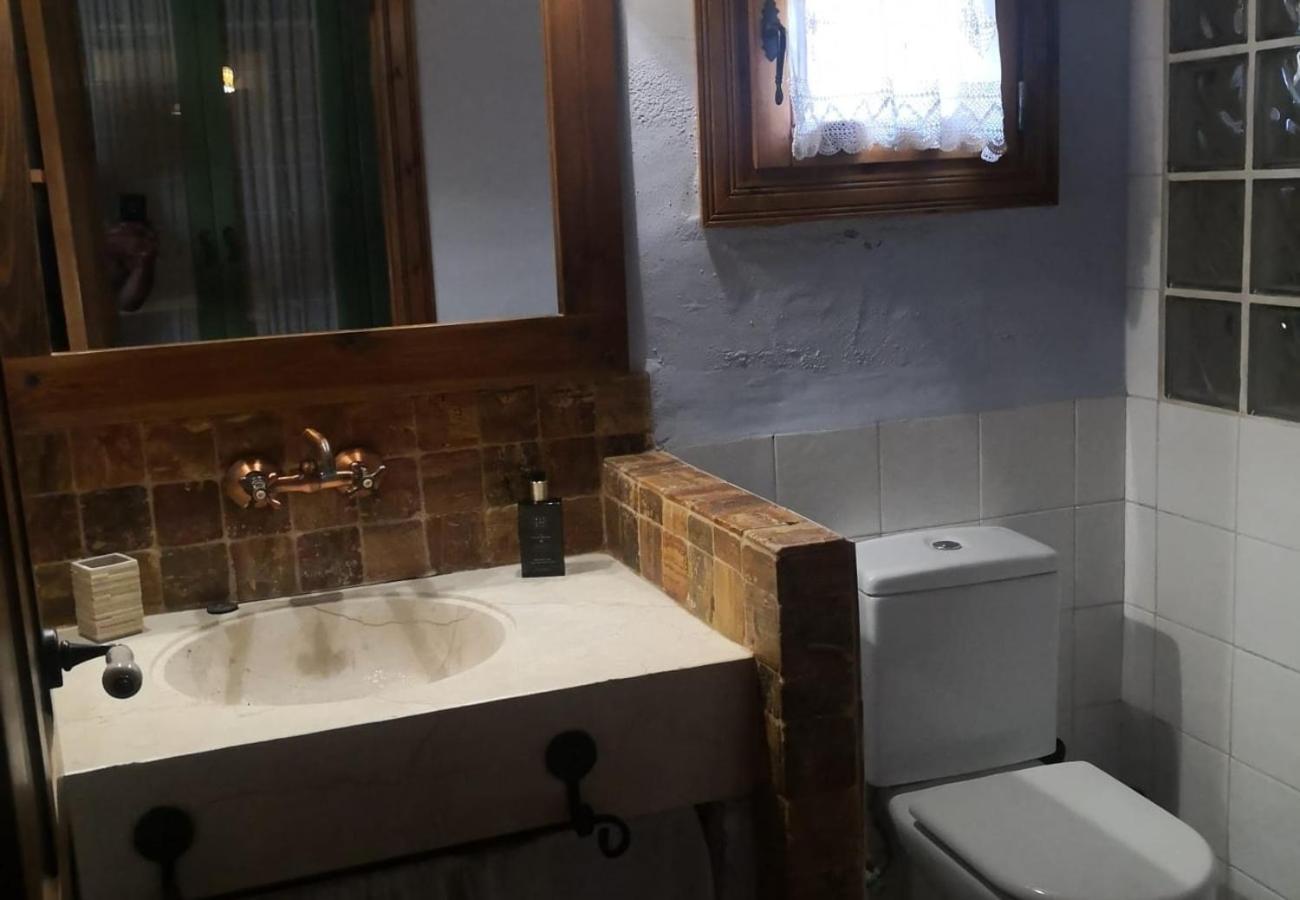 La Casa Amarilla Villa *