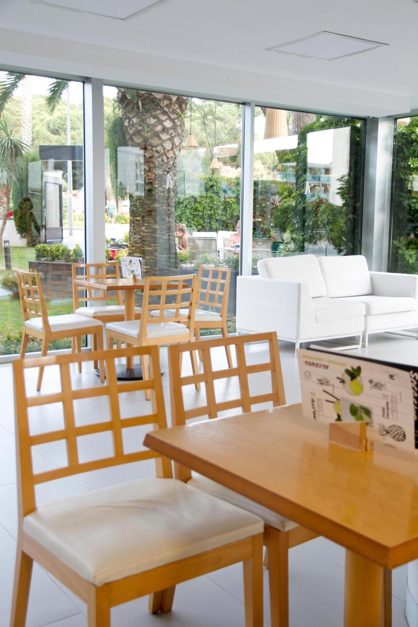 Hotel Alegria Fenals Mar Lloret de Mar