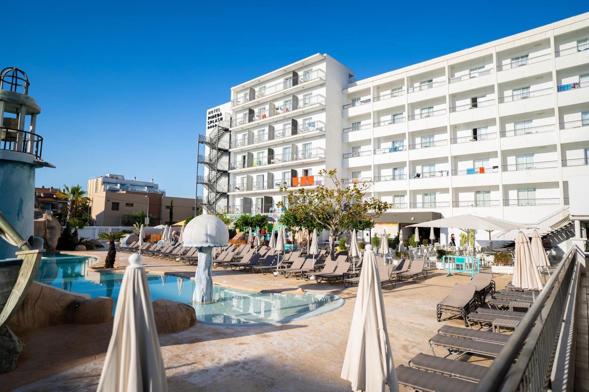 Fergus Club Pineda Splash Hotel