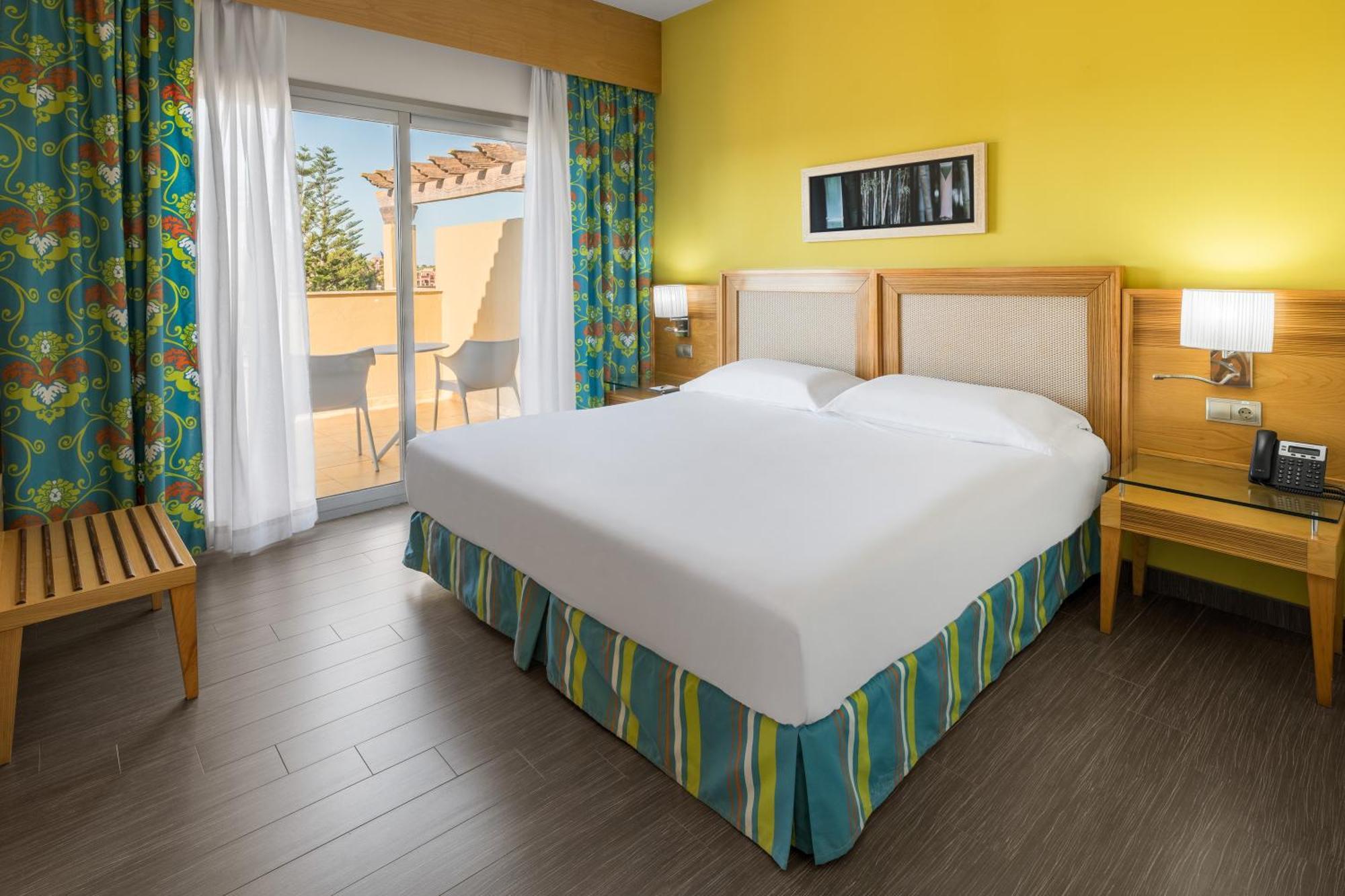 Elba Costa Ballena & Thalasso Hotel 4*