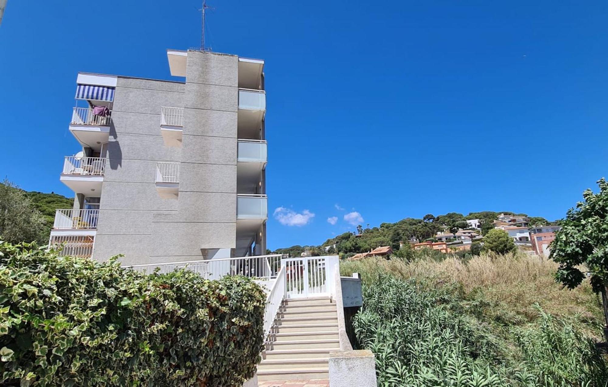 Hauzify I Pi * Sant Pol de Mar