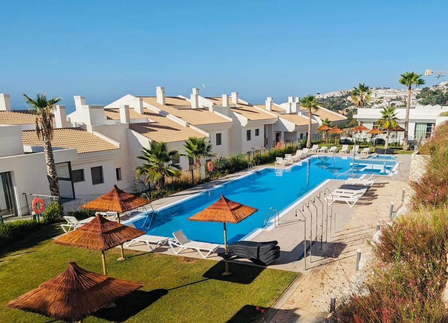 With A Beautiful Sea View Serenity Apartment Benalmadena