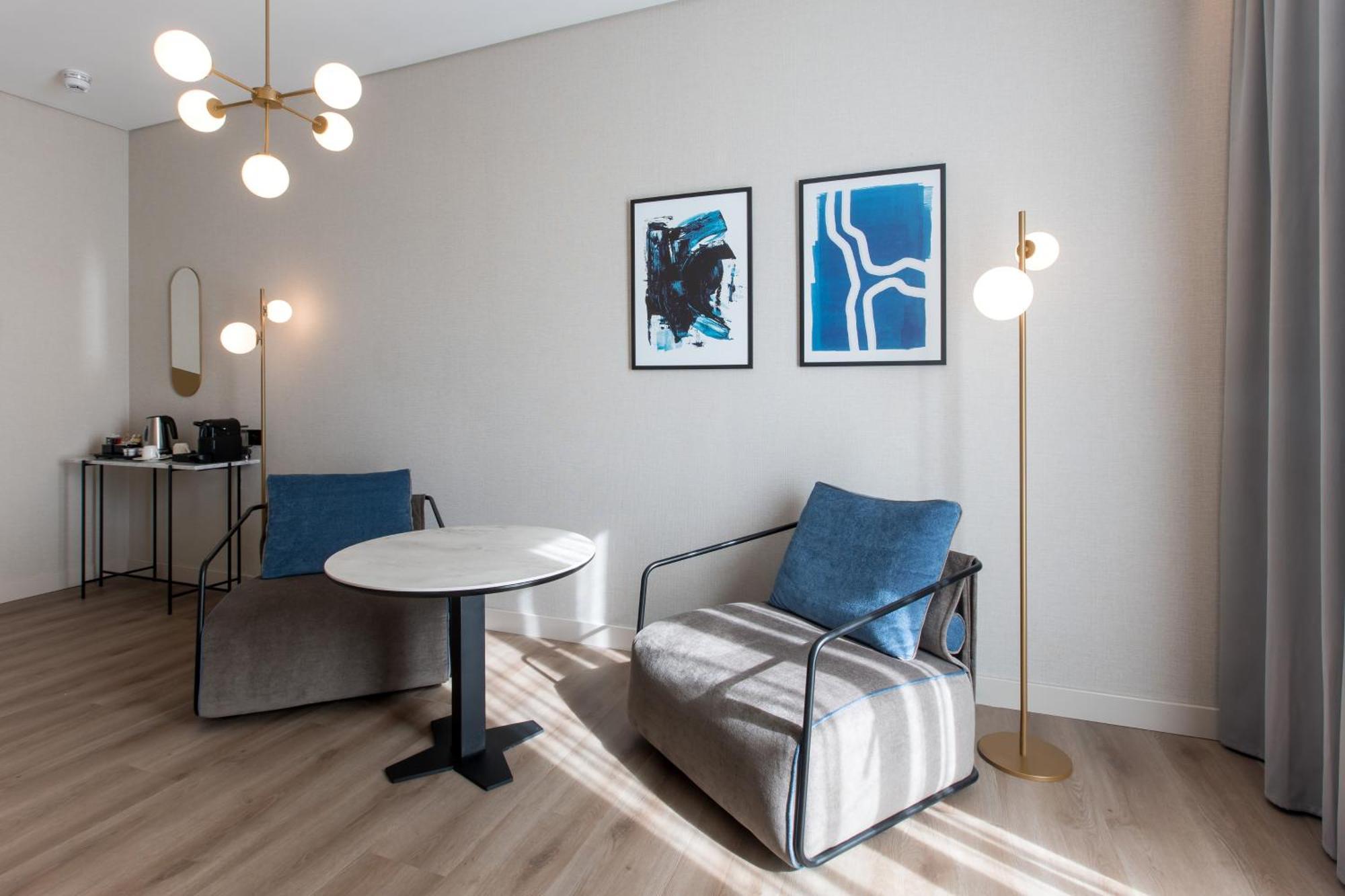Giralda Center Hotel 4*