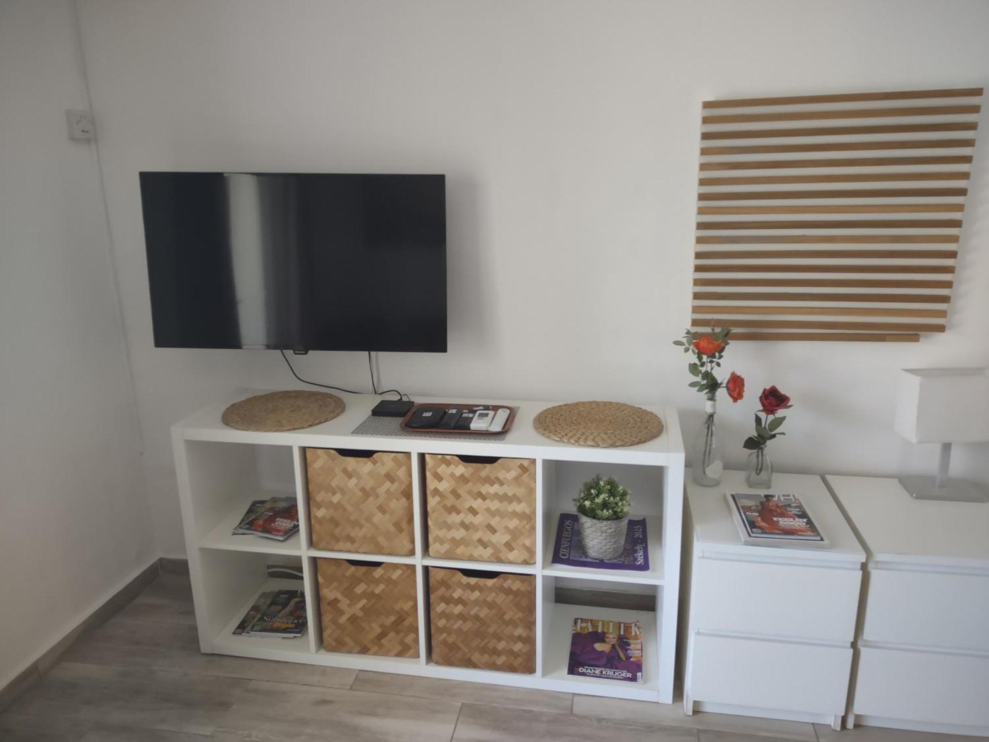 Apartment Puerto Banus Beachfront Retreat: Terrace, Pool & Tennis *