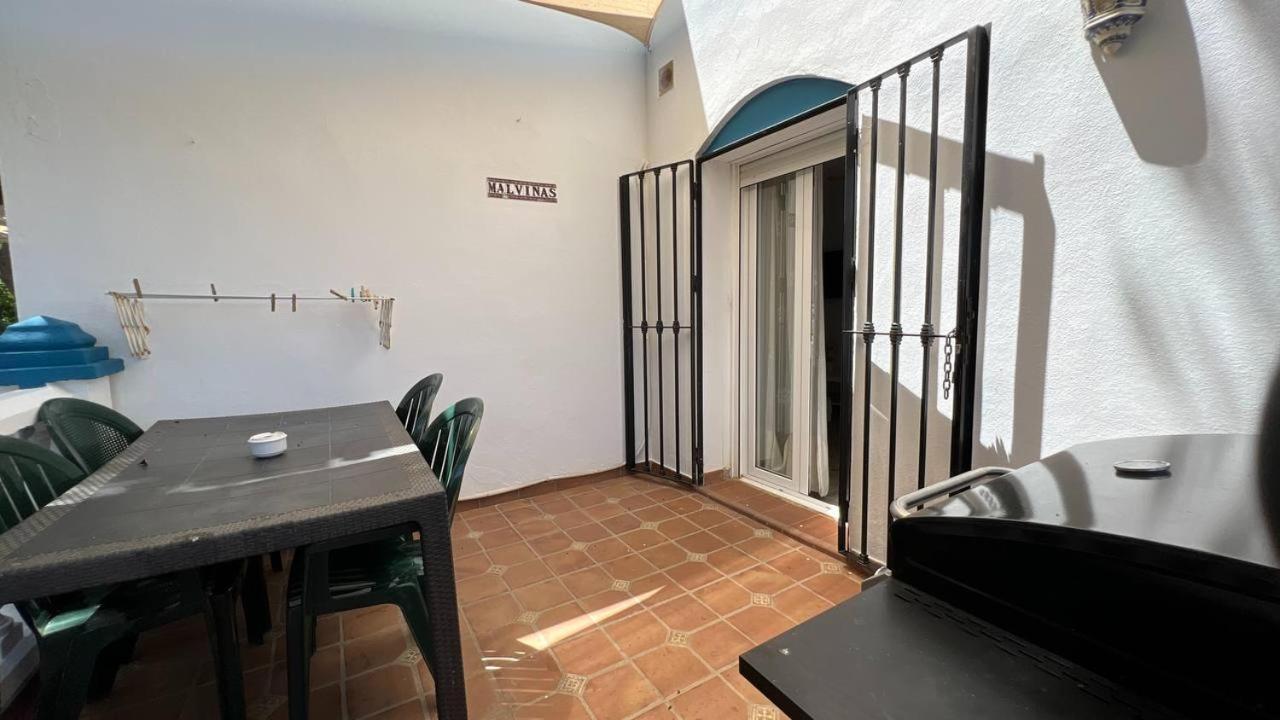 Casita Malvinas En De Con Piscina Apartment