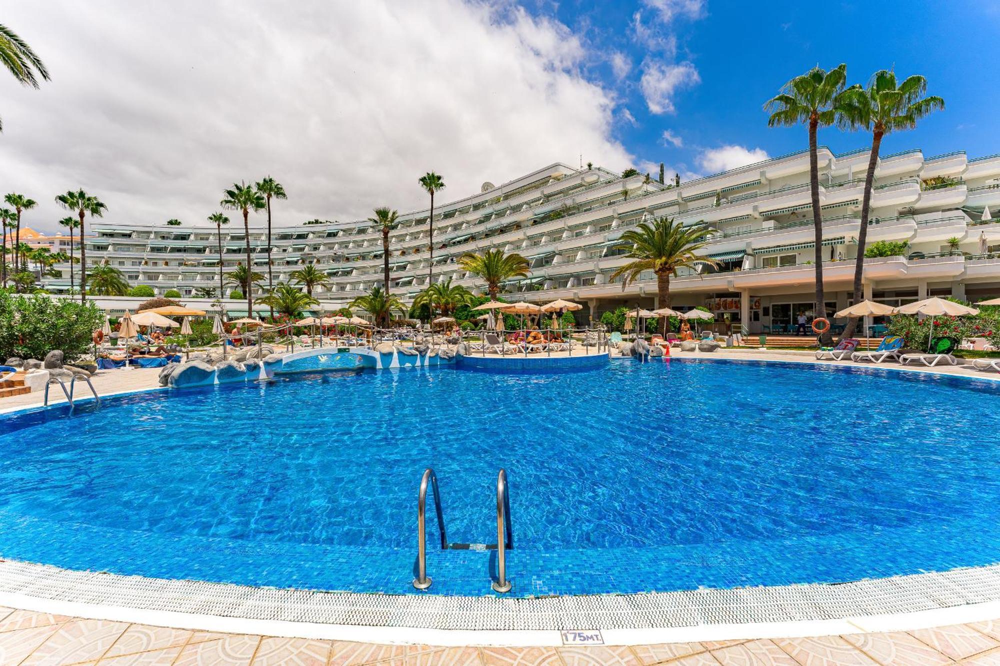 In Complex Altamira With Direct Ocean View *