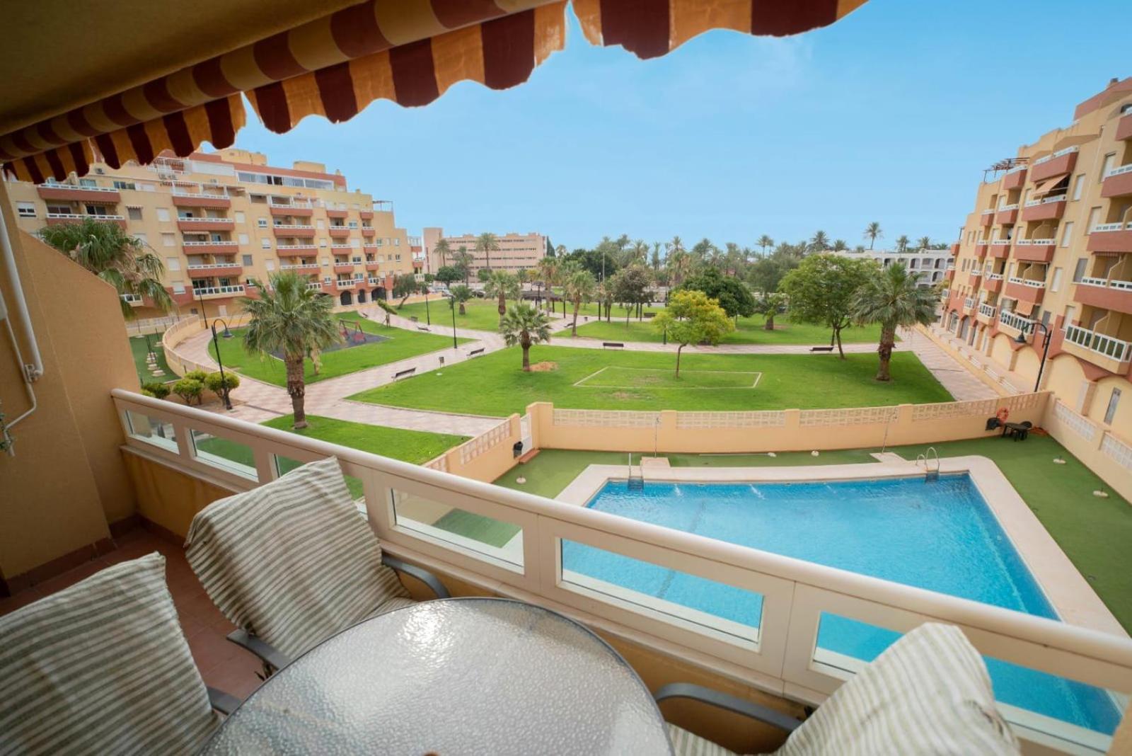 Expoholidays - Torrequebrada I Aguadulce (Almeria)