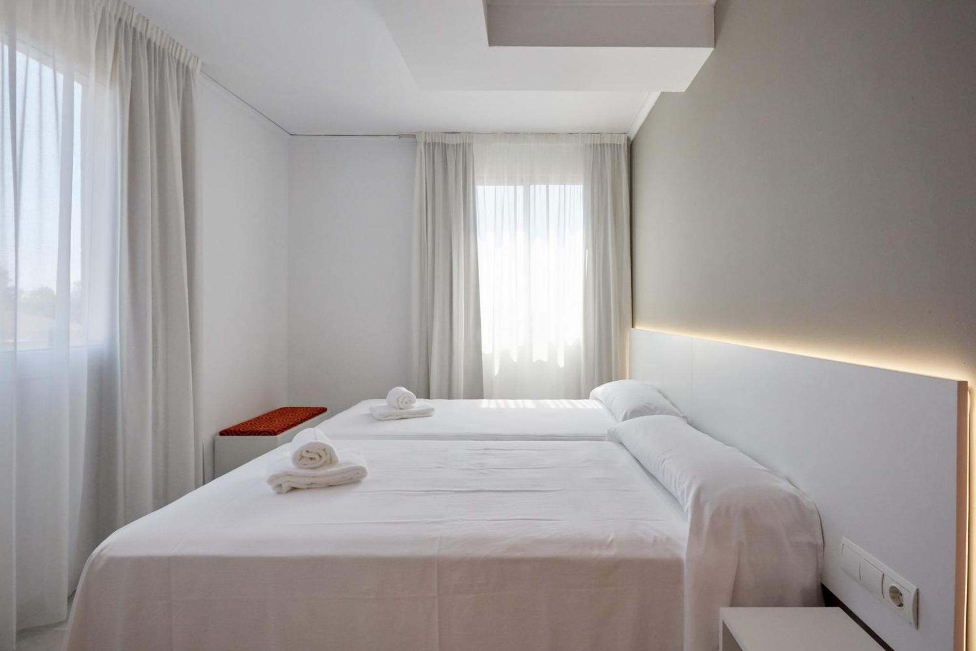 Dl Port Hotel 2*
