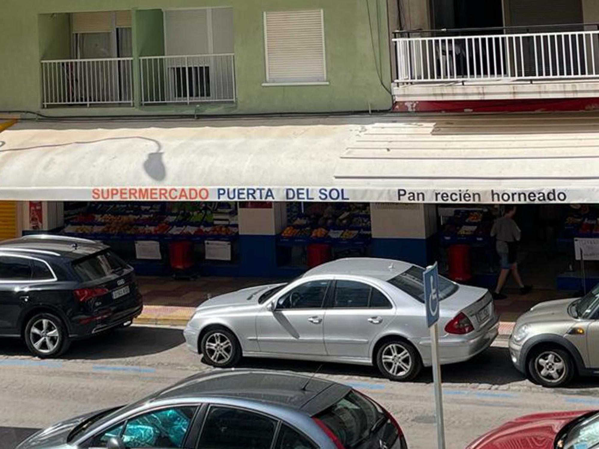 A 100 Metros Playa San Antonio 1-8 Personas