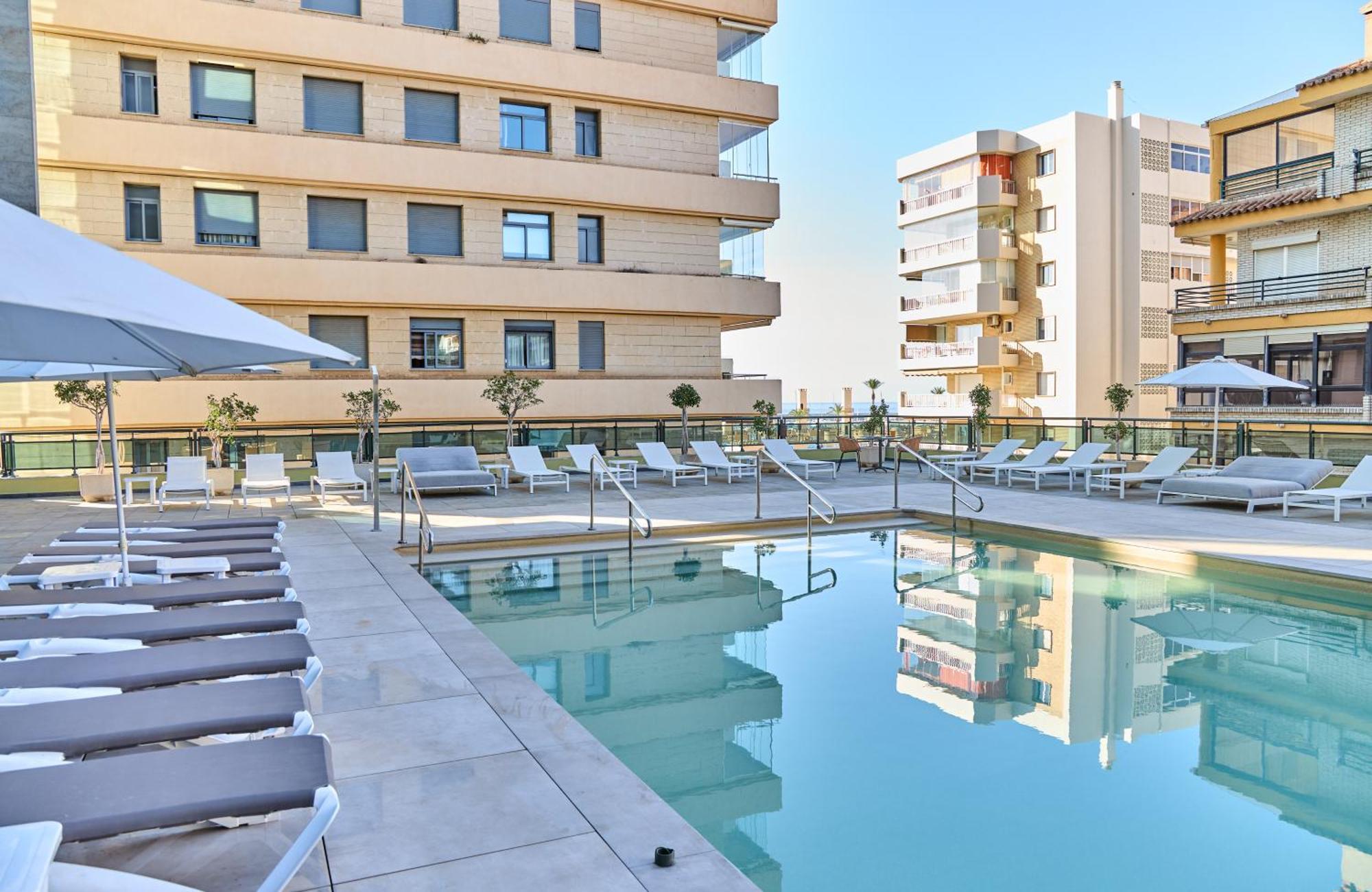 Hotel Leonardo Costa Del Sol 4*