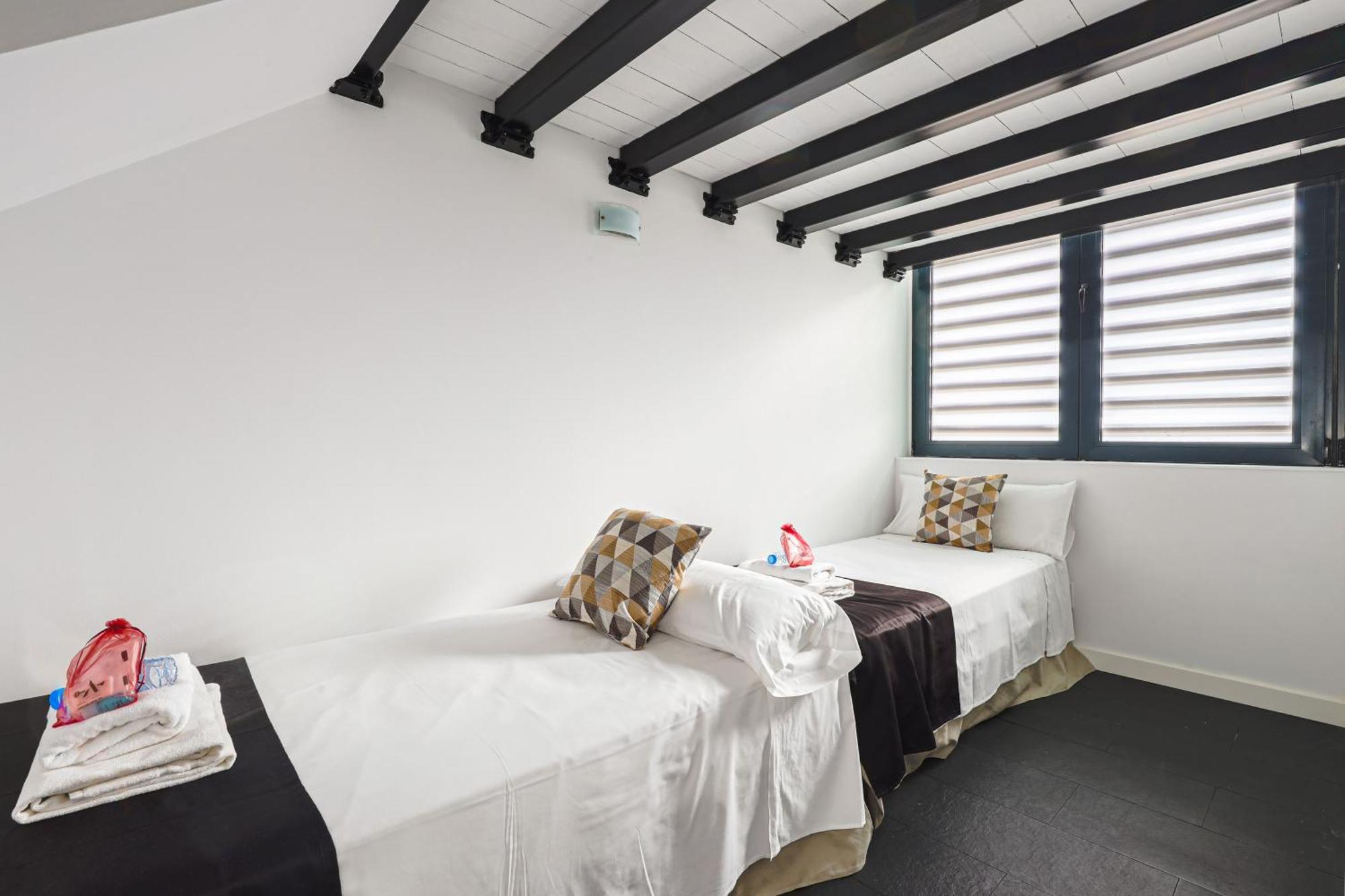 Apartment Alcam Les Corts Barcelona