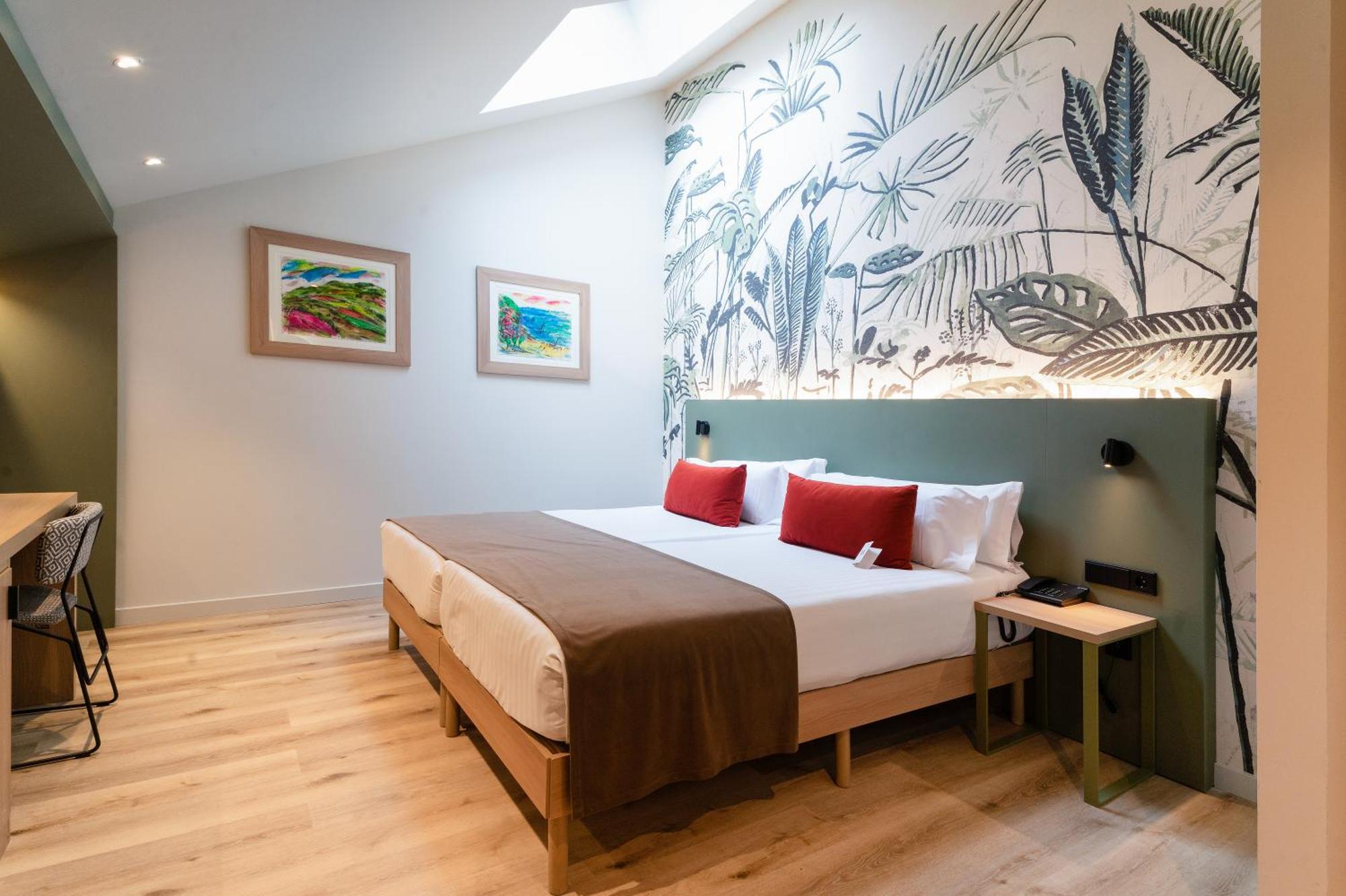 Hotel Dwo 4*