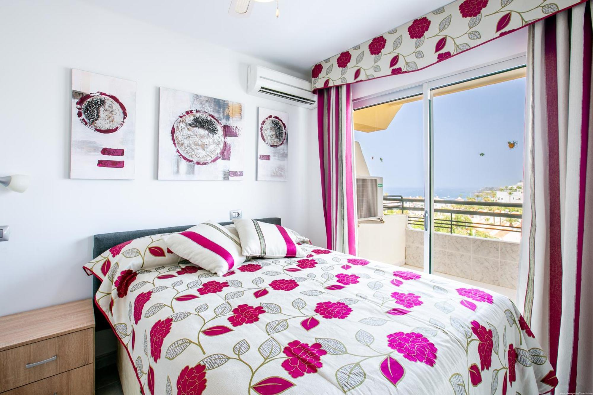 Fabulous New 2 Bedroom In Costa Adeje Apartamento