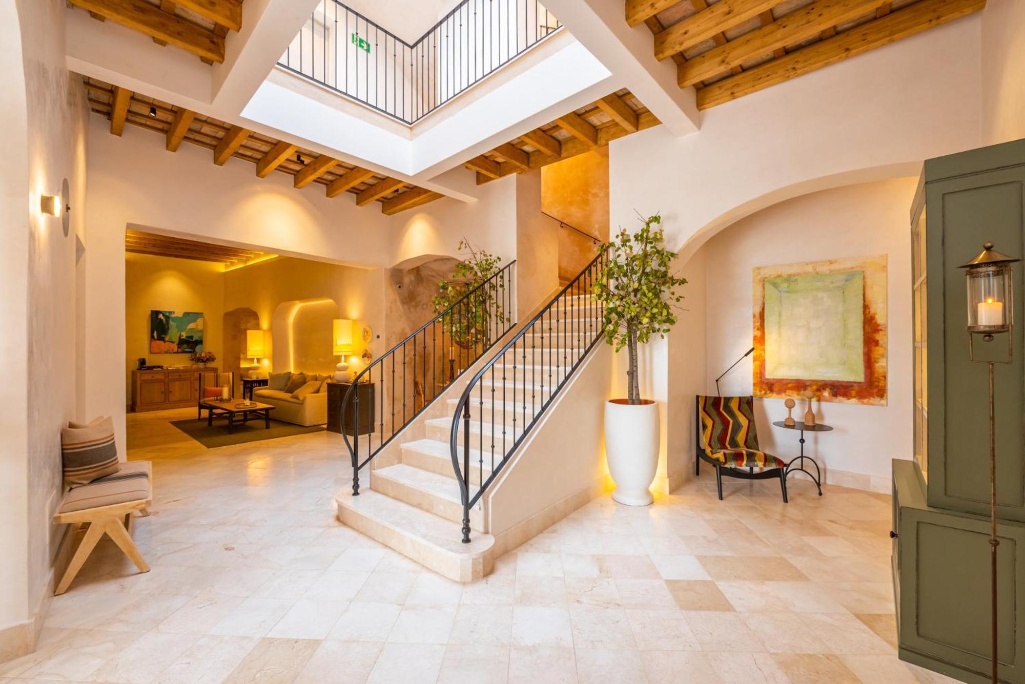 Hotel Casa Aura 2*