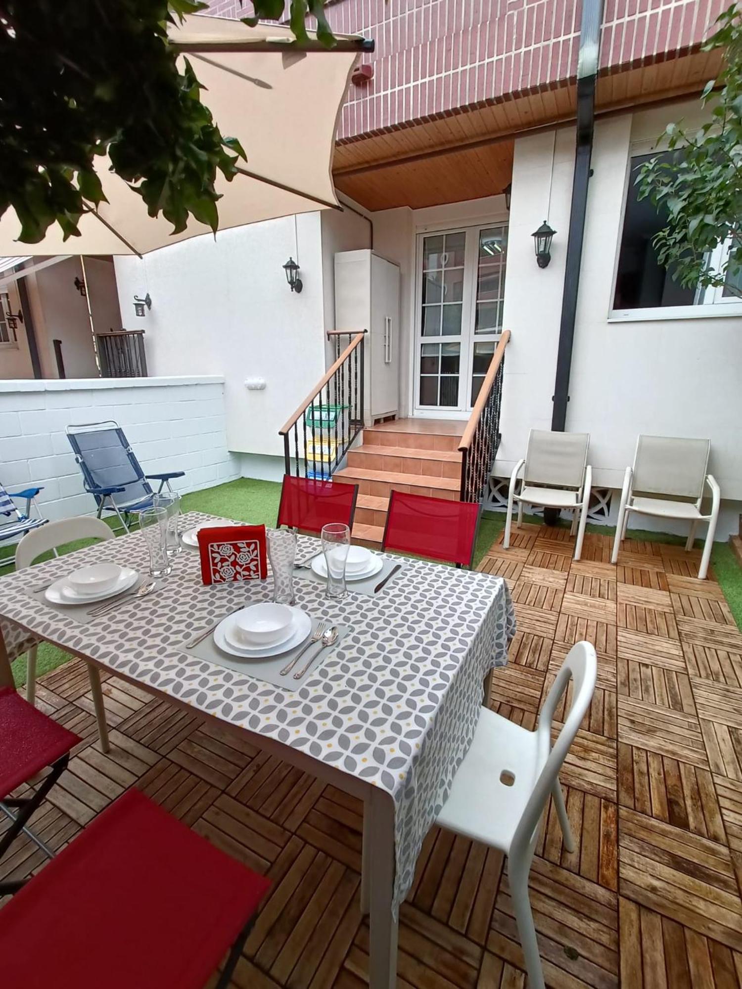 Apartamento Paraiso Soleado: Piso Con Terraza, Piscina Y Garaje A 5 Min De Playa *