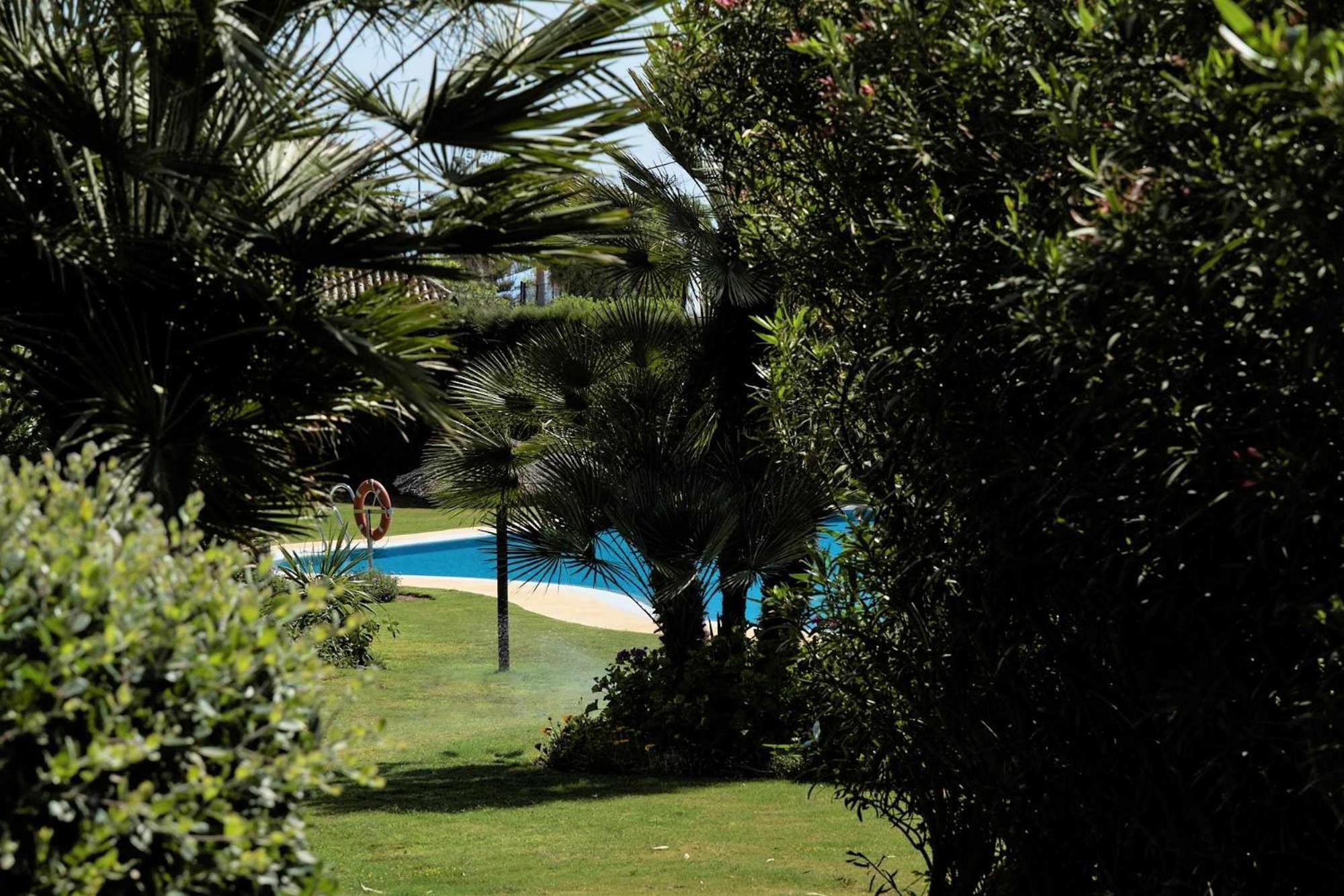 Bougainvillea Bay Apartment *