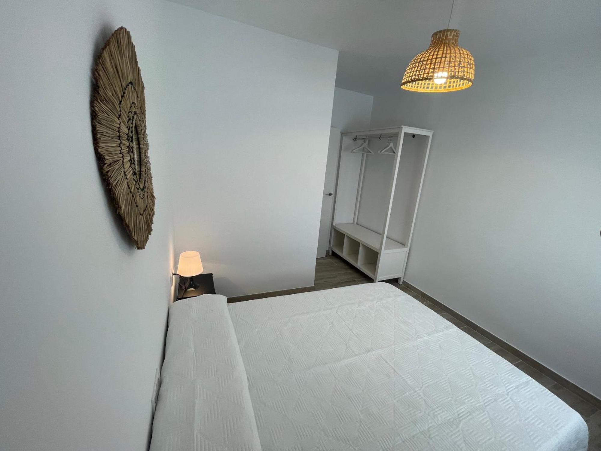 Apartamento Nuevo, Con Vistas Laterales Al Mar Y A 60 Metros De La Playa Cullera