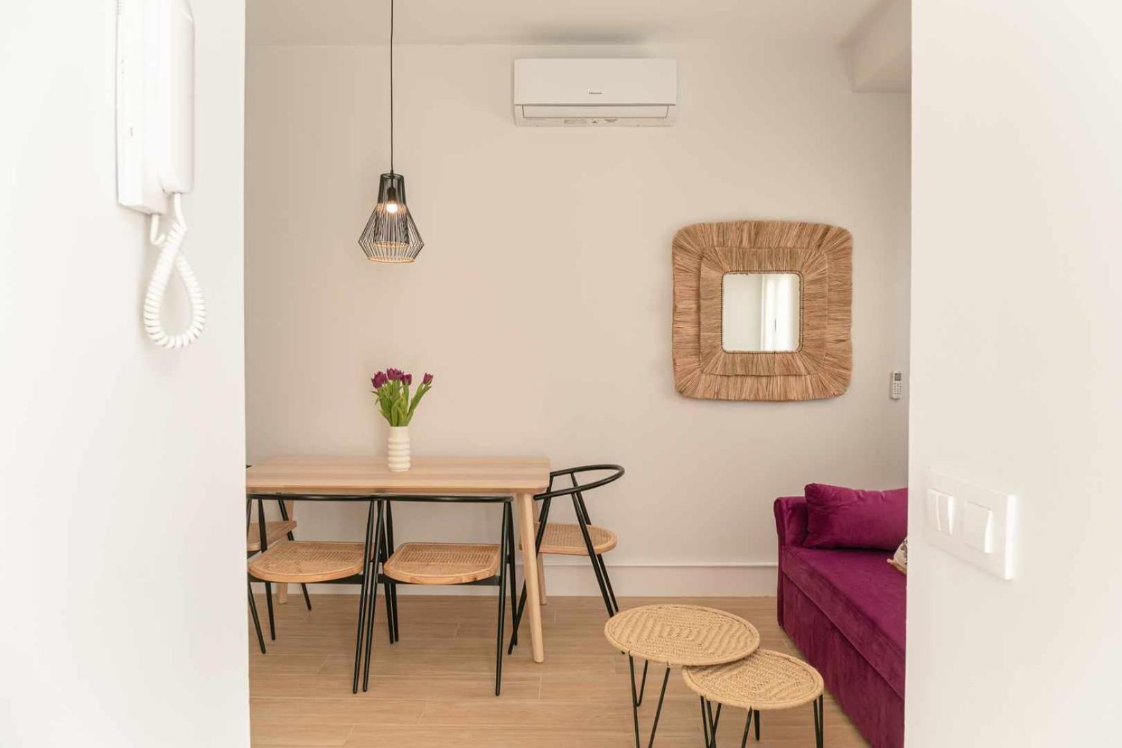 Isg Cuna Apartahotel Sevilla