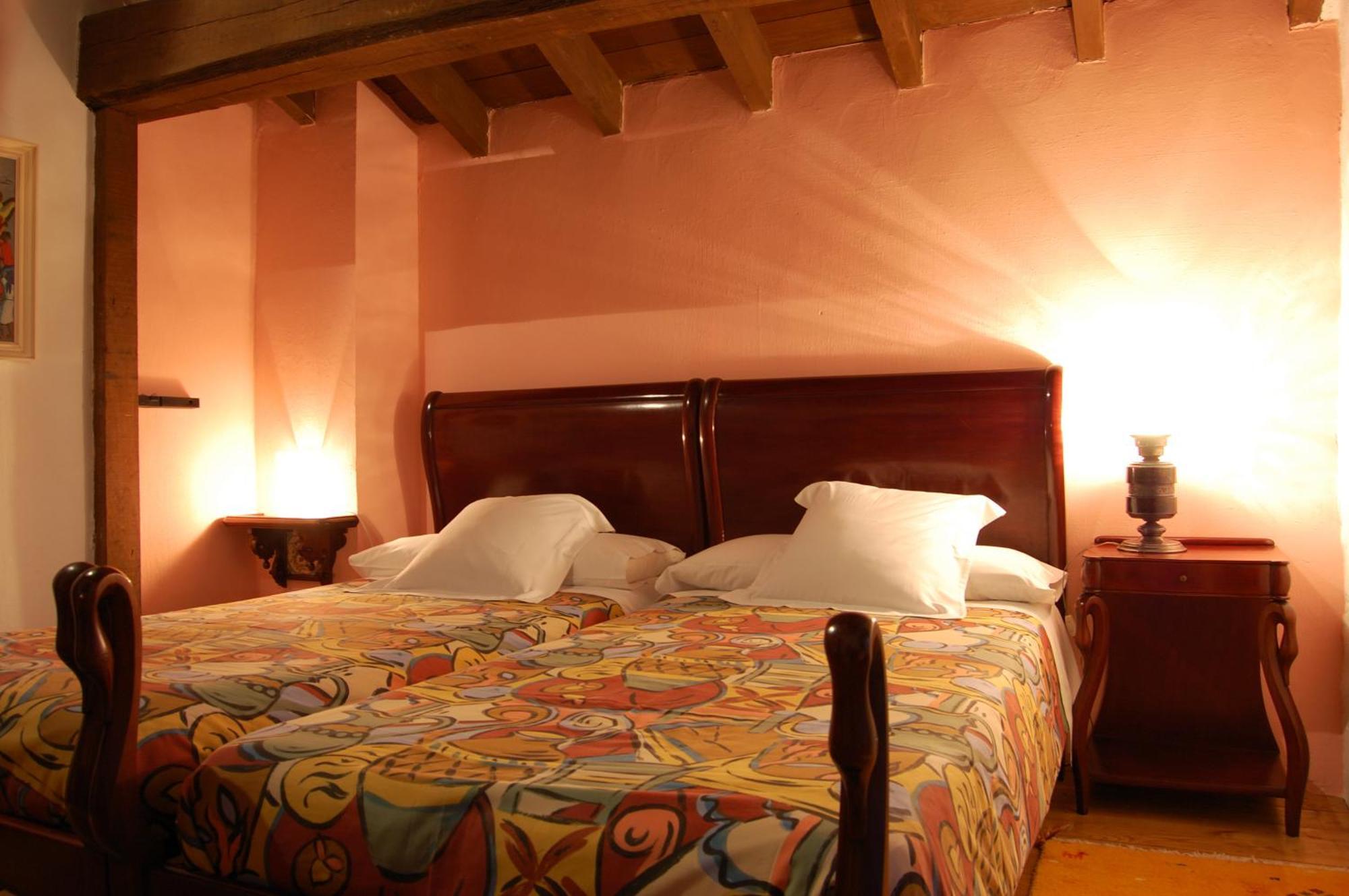 La Casona De Villanueva De Colombres Casa rural
