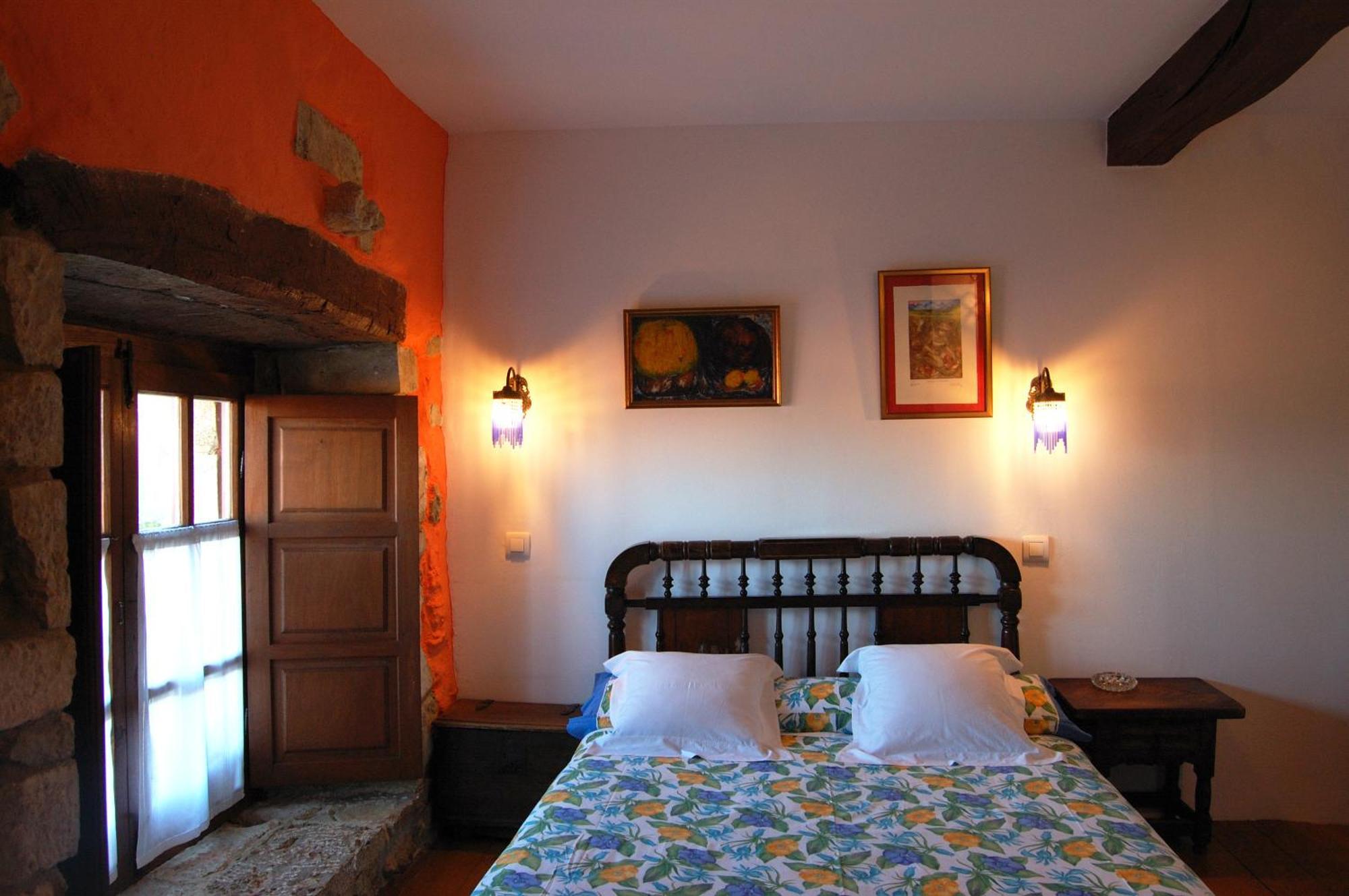 La Casona De Villanueva De Colombres * Villanueva (Asturias)